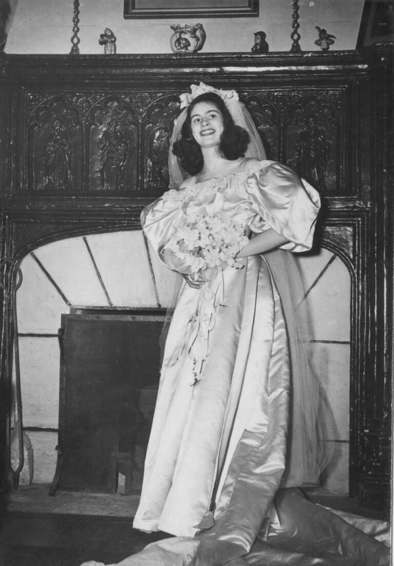 Jane Woodruff Kearns wedding dress from 1946