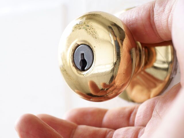 How To Clean Door Knobs Door Knobs