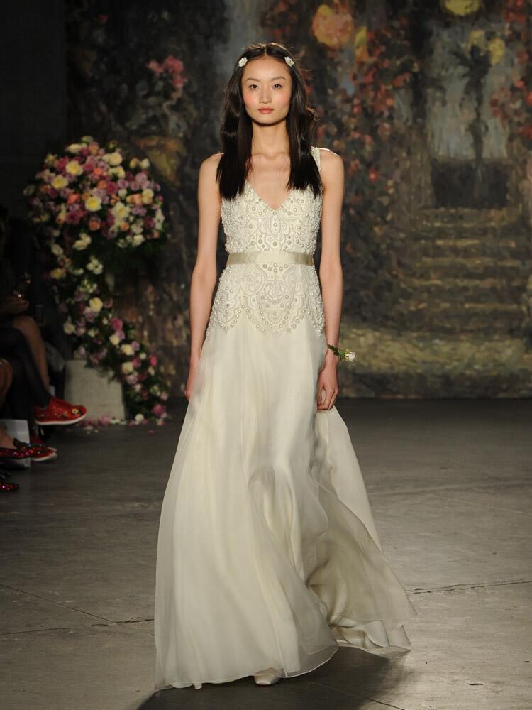 Jenny Packham wedding dress with intricate scalloped beaded bodice with pearls from Spring 2016