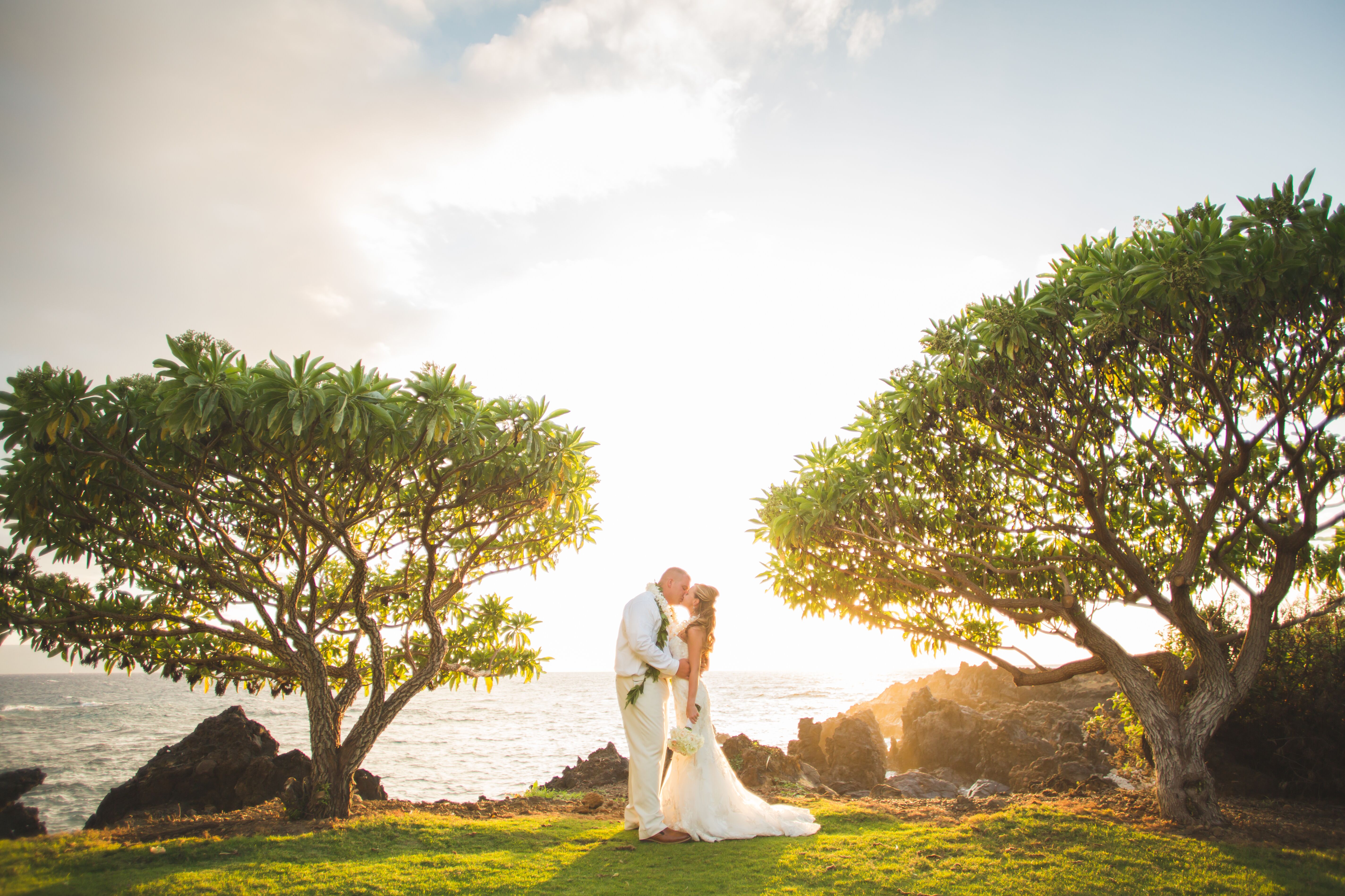 An Ivory And Blush Elegant Wedding At Kukahiko Estate In Maui, Hawaii