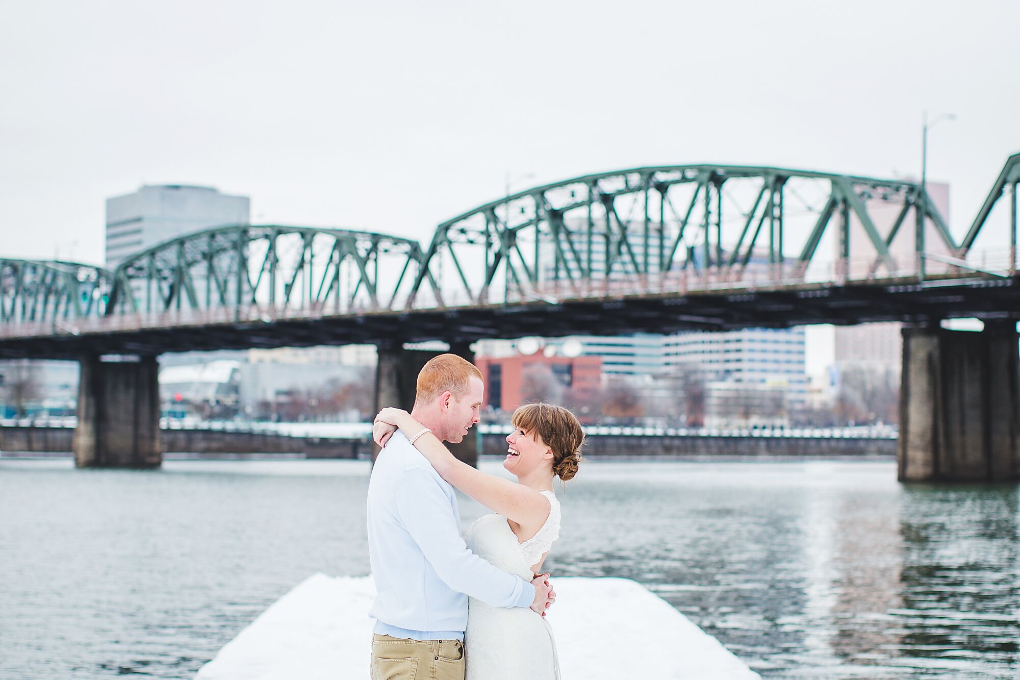 Modern and romantic Portland engagement photos