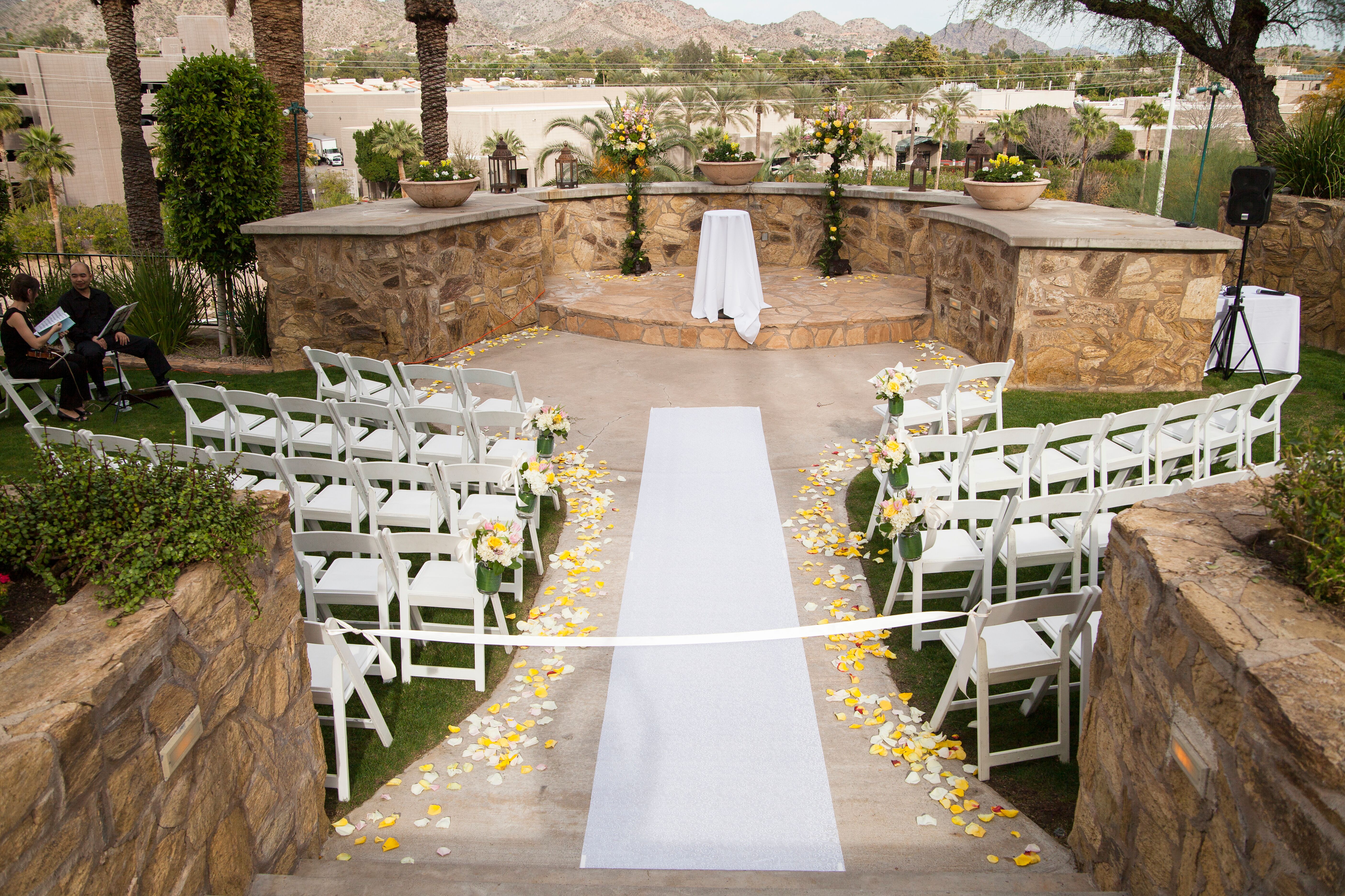 Outdoor Ceremony Venue at Wrigley Mansion 