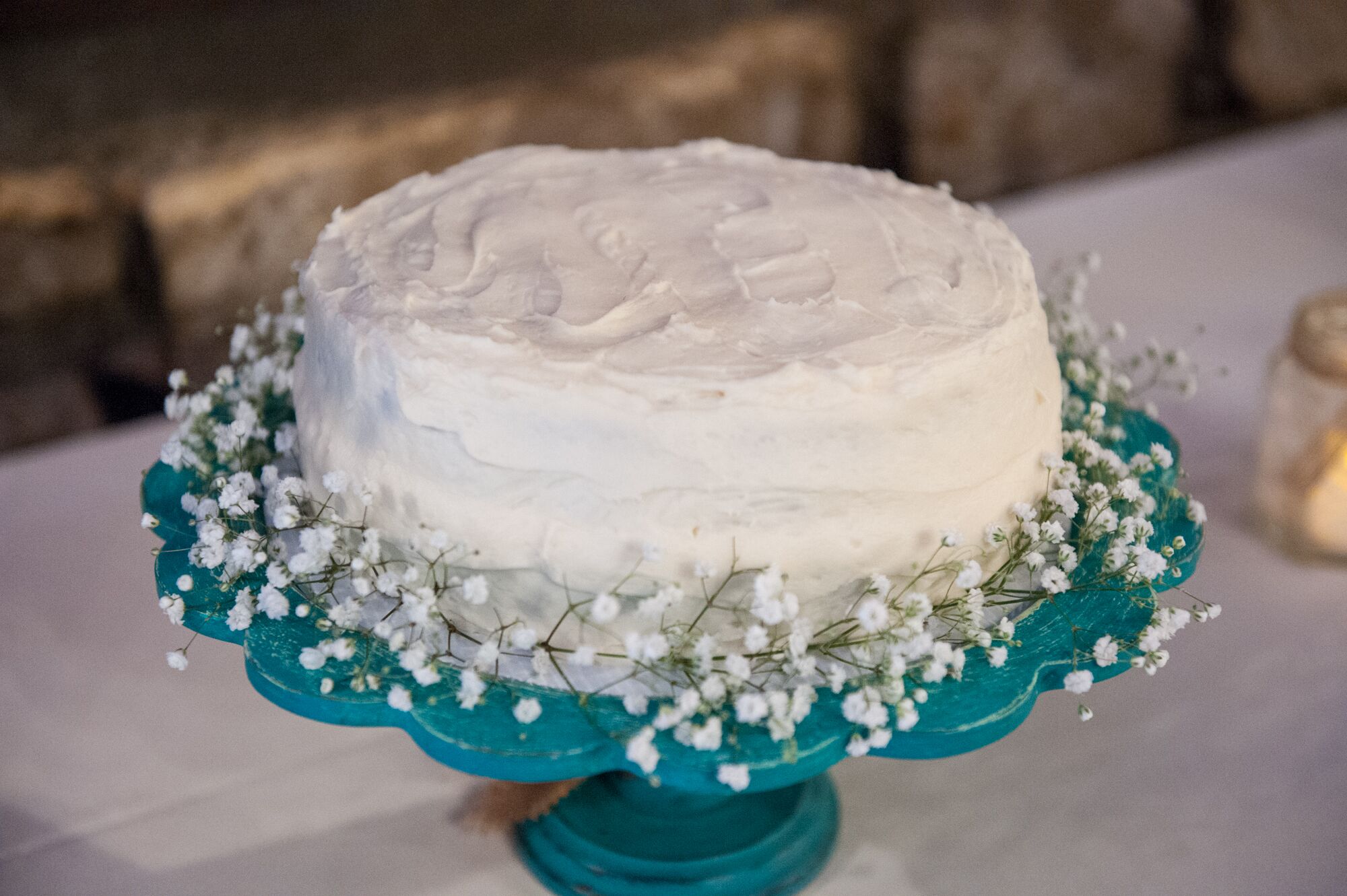 Simple One-Tier White Wedding Cake