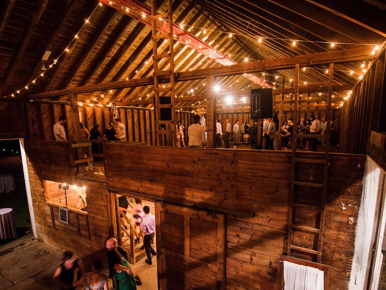 What are some tips for renting a rustic barn as a wedding venue?