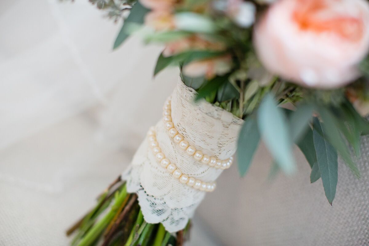 Bridal Bouquet Wrap - Oatmeal Lace