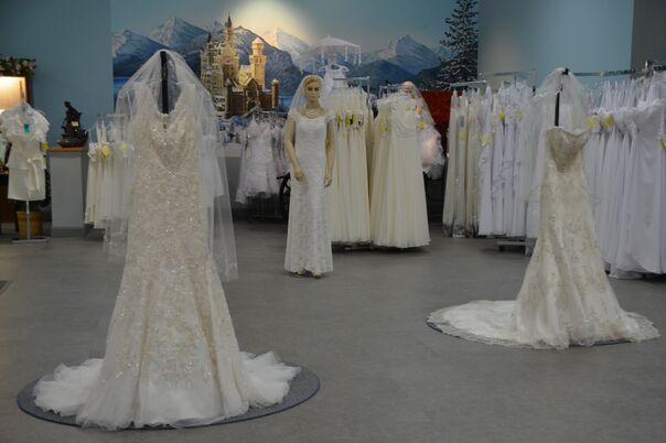 Bridal Salons near Pittsburgh, PA
