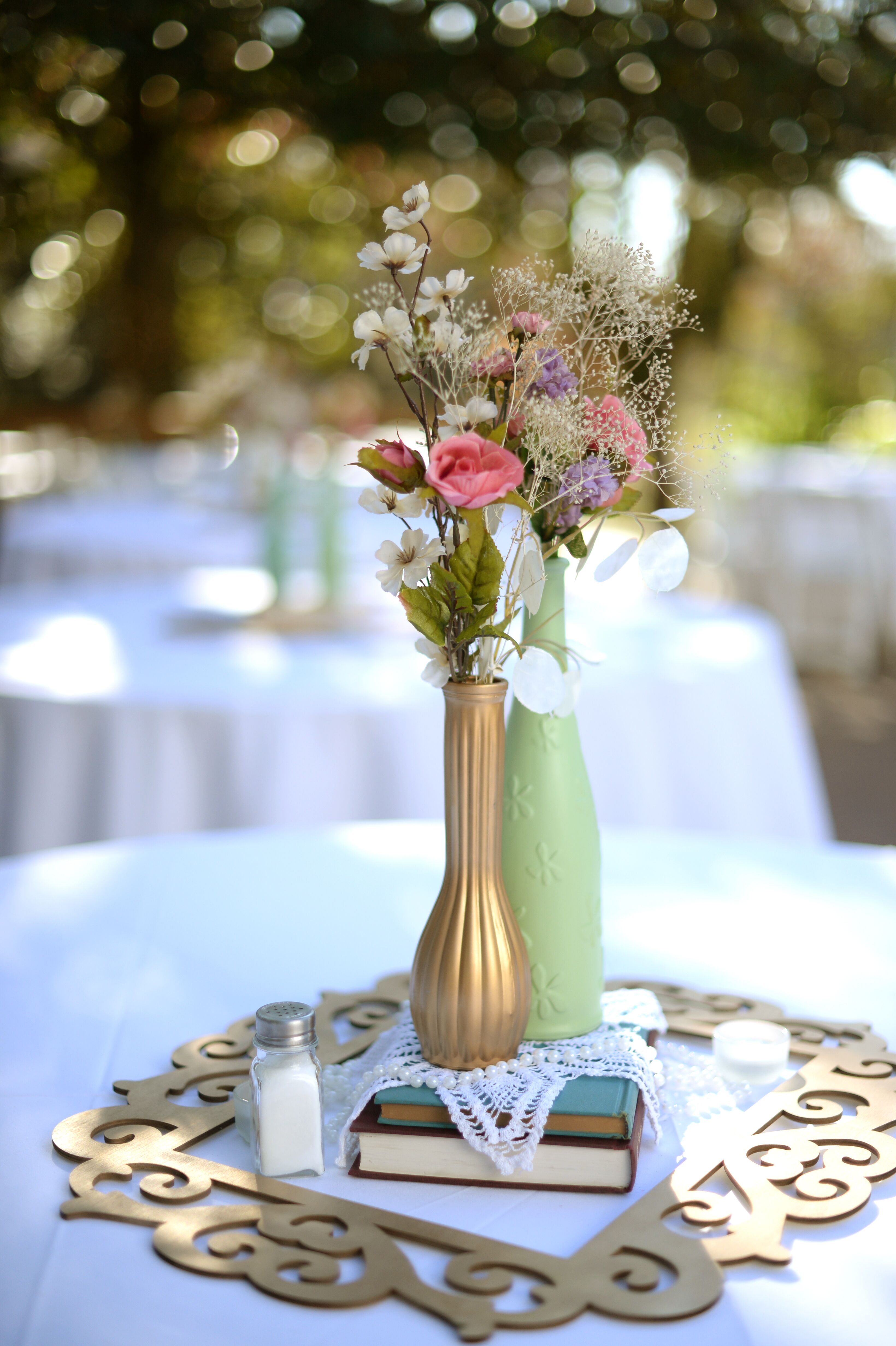 DIY Vintage Flower Centerpieces with Gold Frame