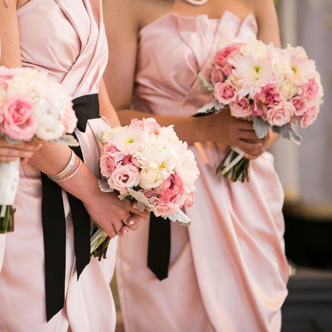 Soft Pink Bridesmaid Bouquets 3023