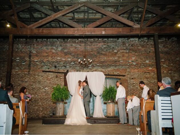 9 Unique Loft Wedding Venues in NYC