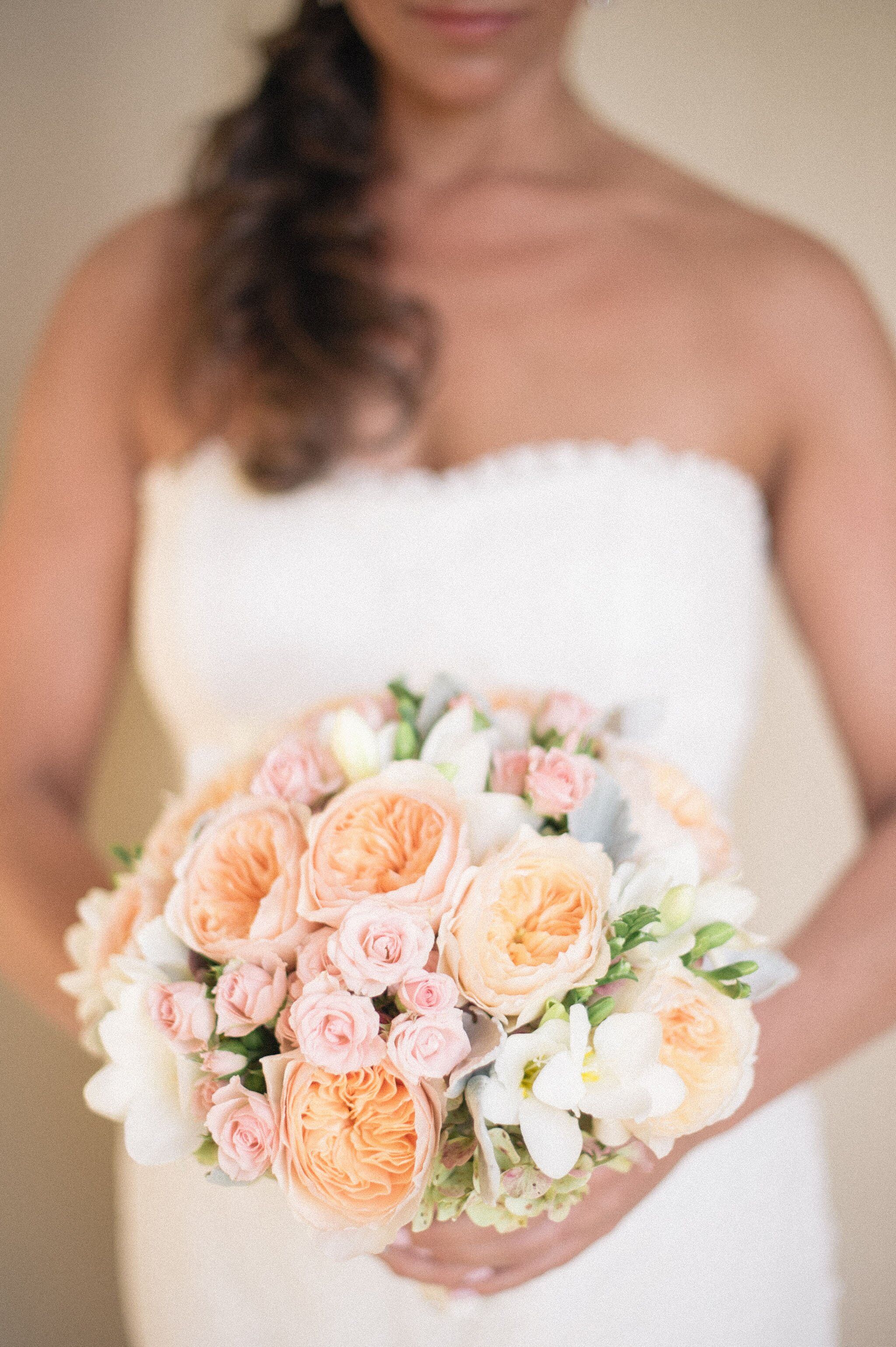 Peach And Pink Bridal Bouquet 3585