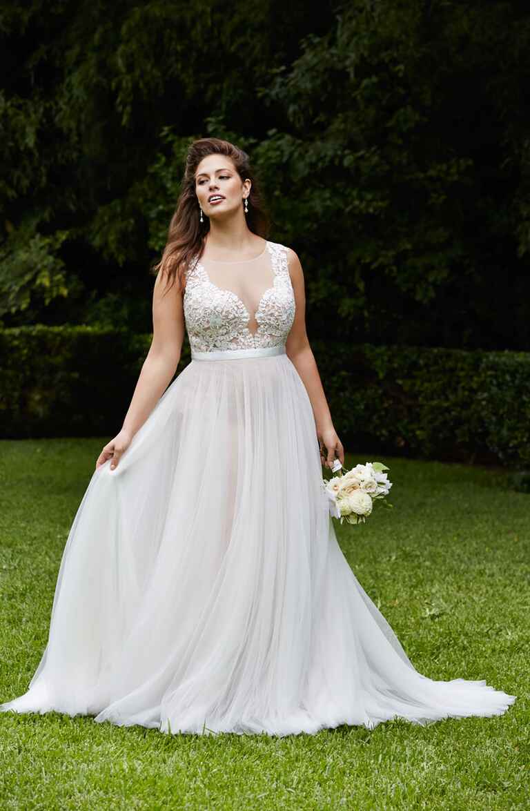 Pictures Of Beach Wedding Dresses 1