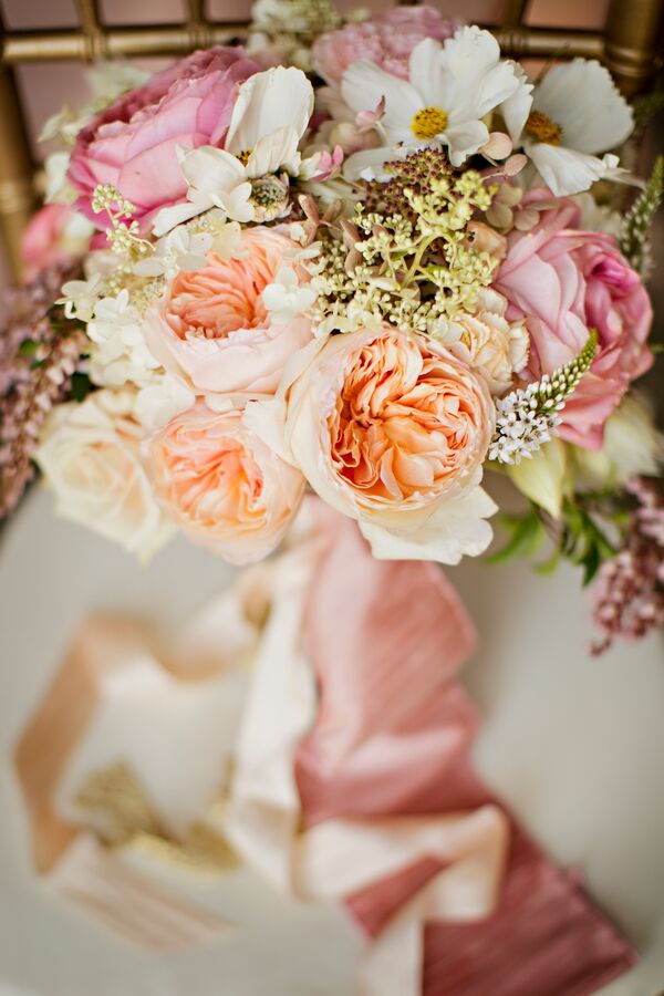 Pink and Peach Bouquet With Peonies and Daisies