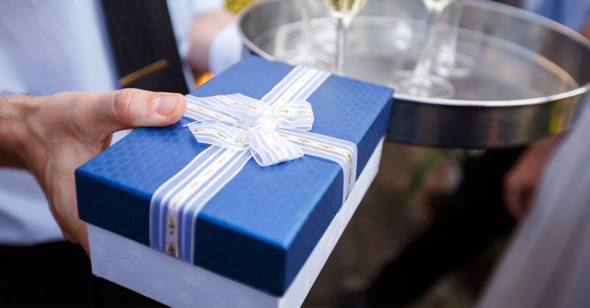 do-you-have-to-bring-a-gift-to-an-engagement-party