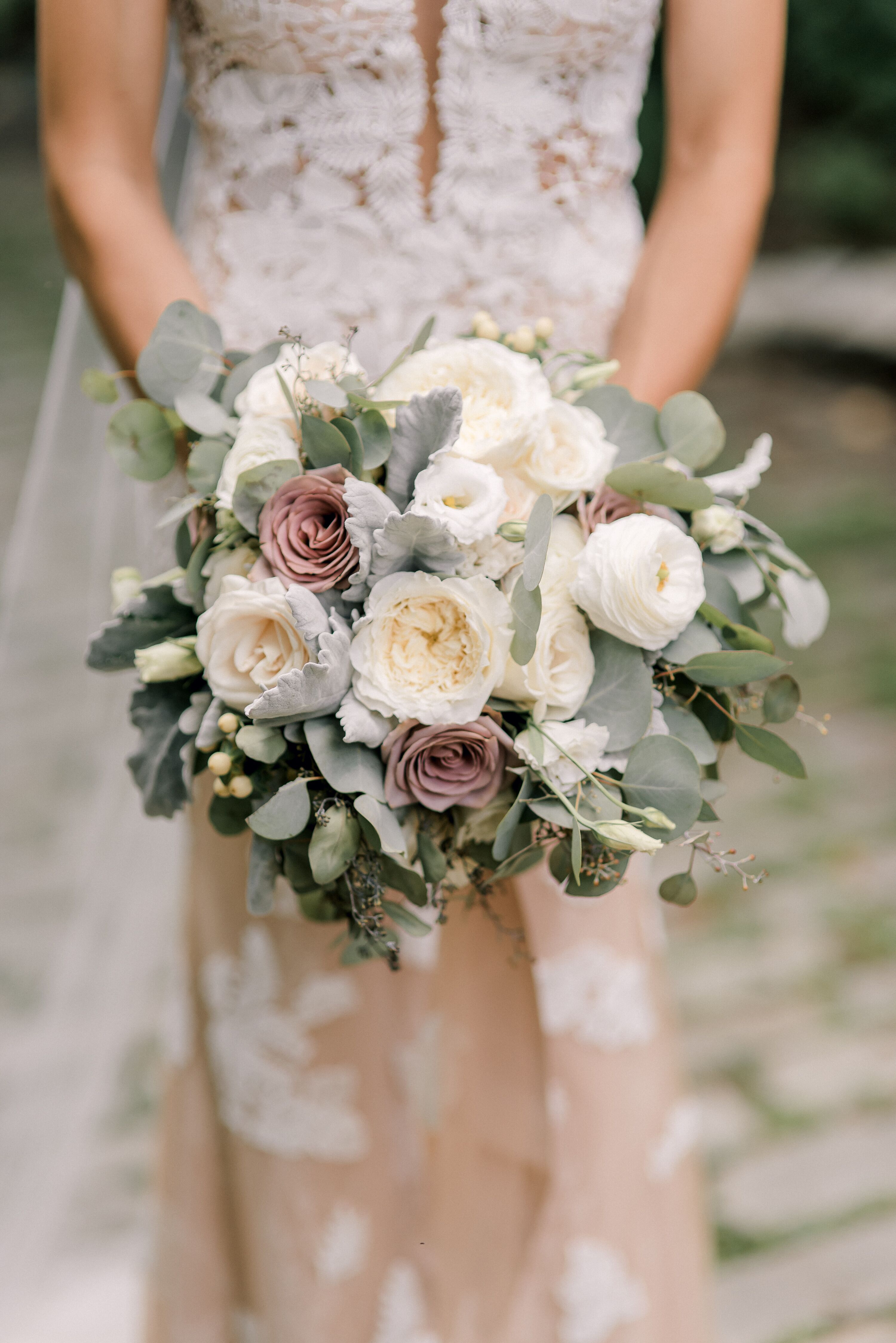 VINTAGE WEDDING BOUQUET