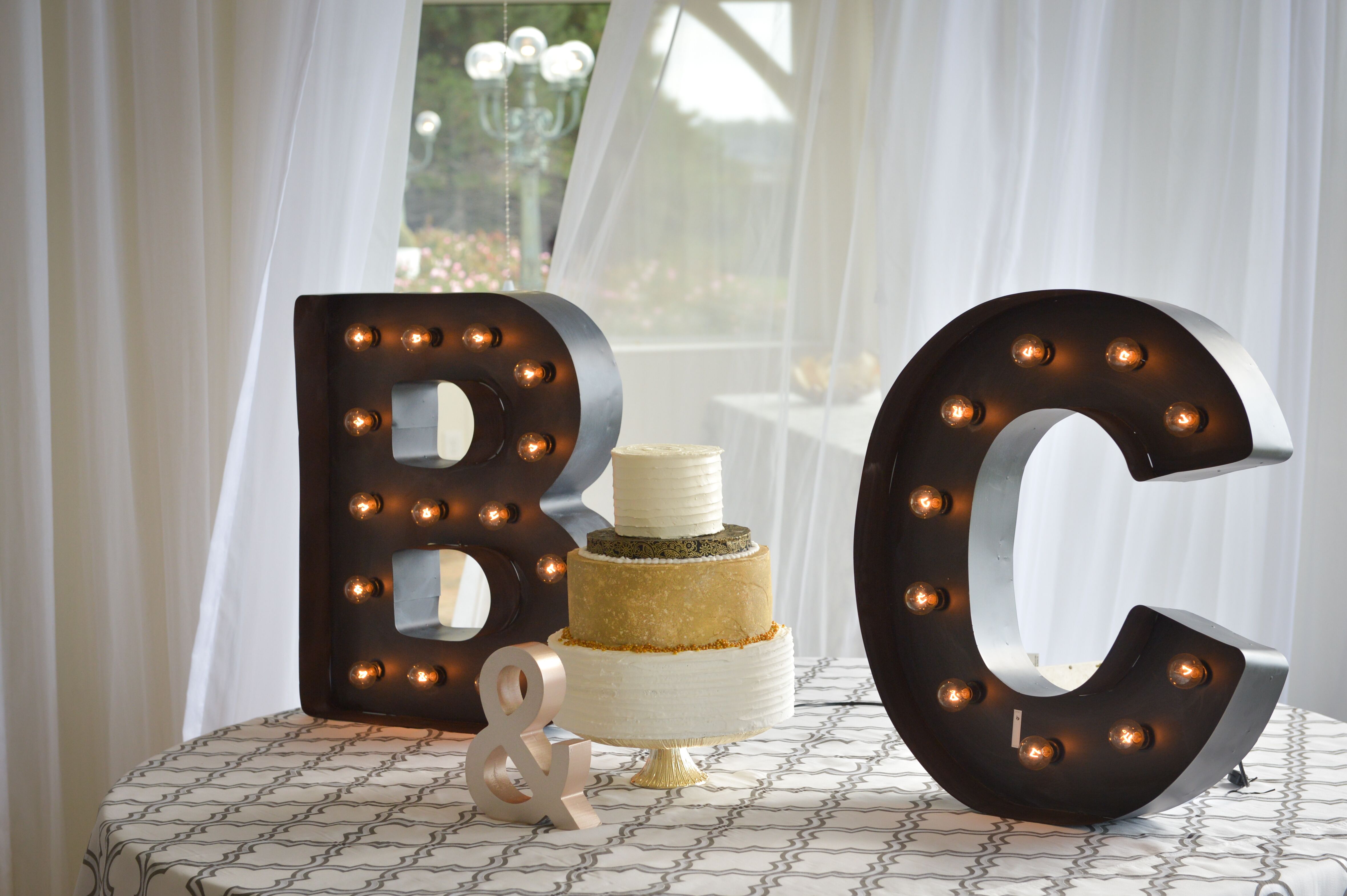 Marquee Light Cake Display