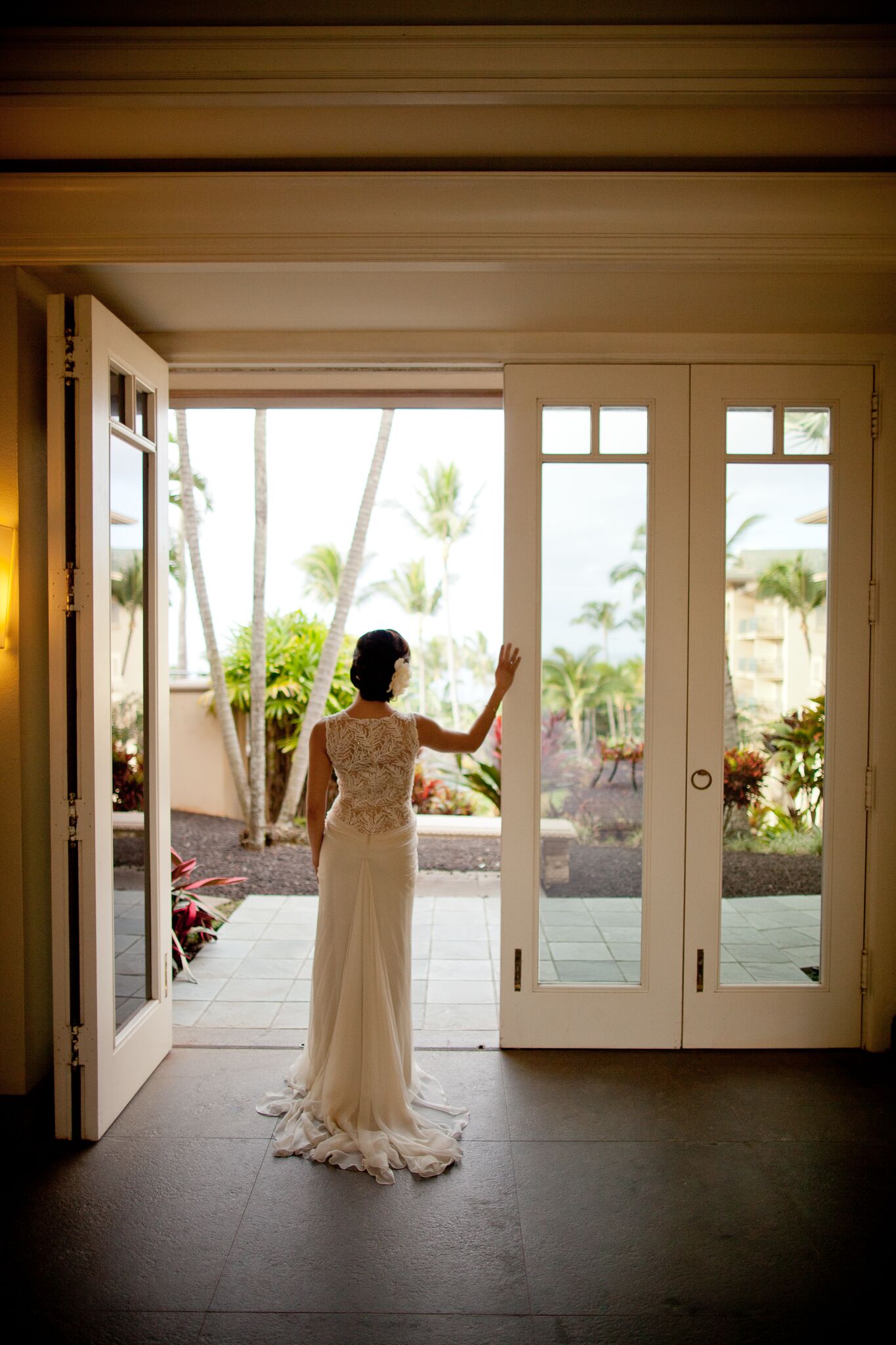 Back of Ivory Lace Wedding Dress