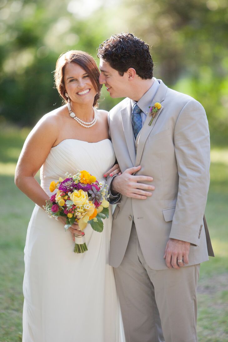 A Colorful Casual  Wedding  in Austin  TX 