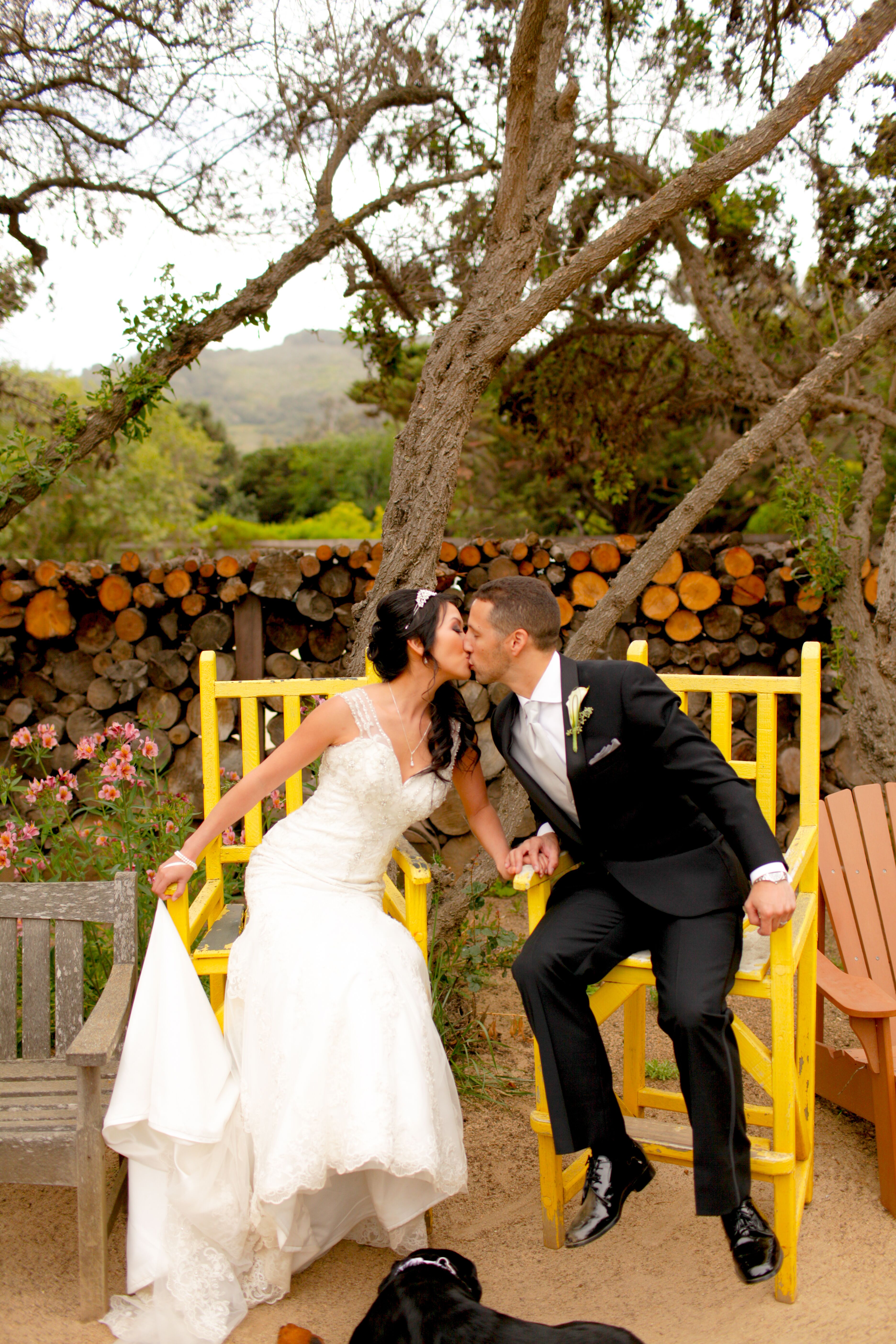 A Natural Wedding at the Holly Farm in Carmel, California