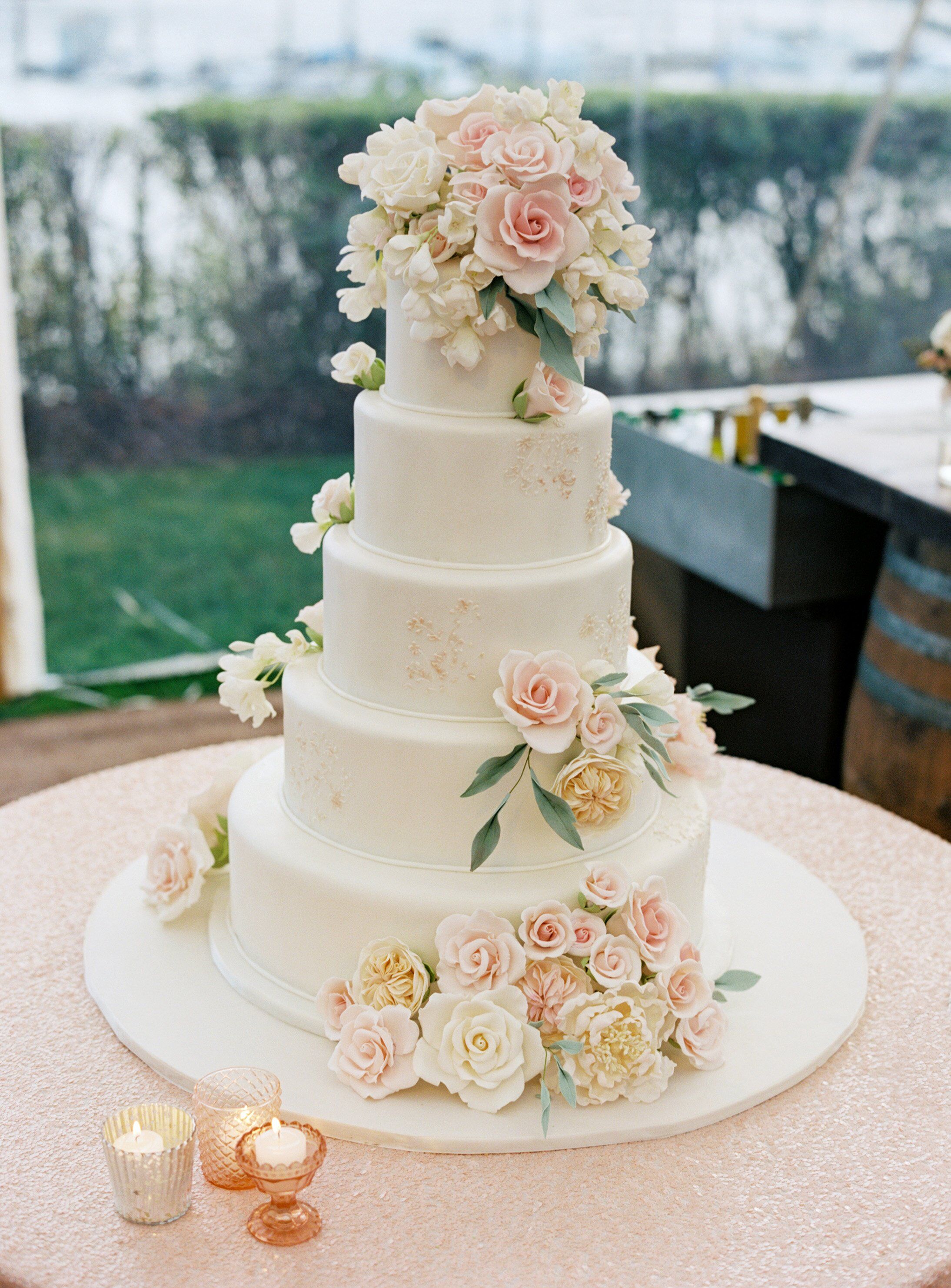 Messages On Wedding Cakes - Wedding Cakes With Flowers: Our Fave Styles ...