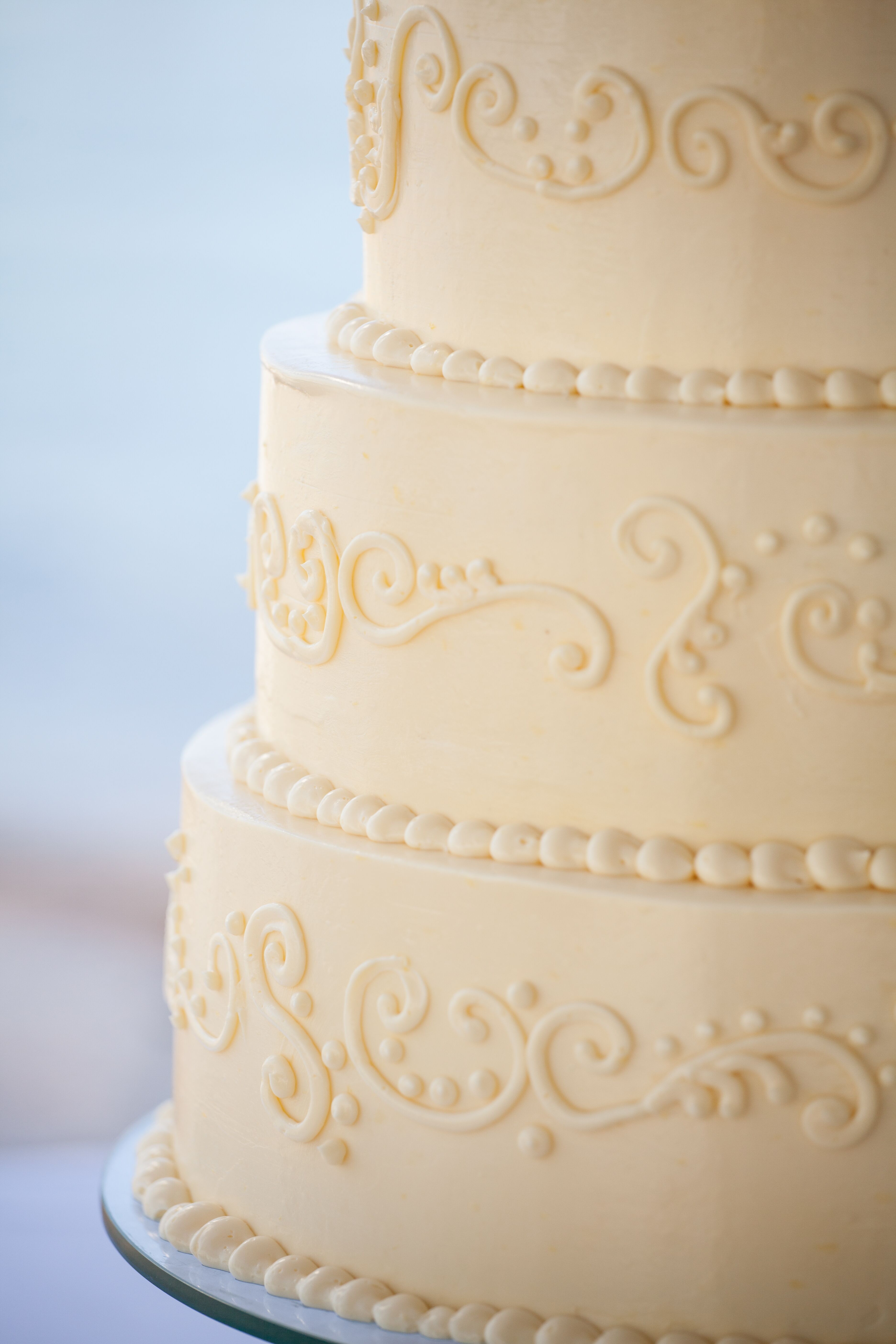 Ivory Buttercream Cake With Piping 