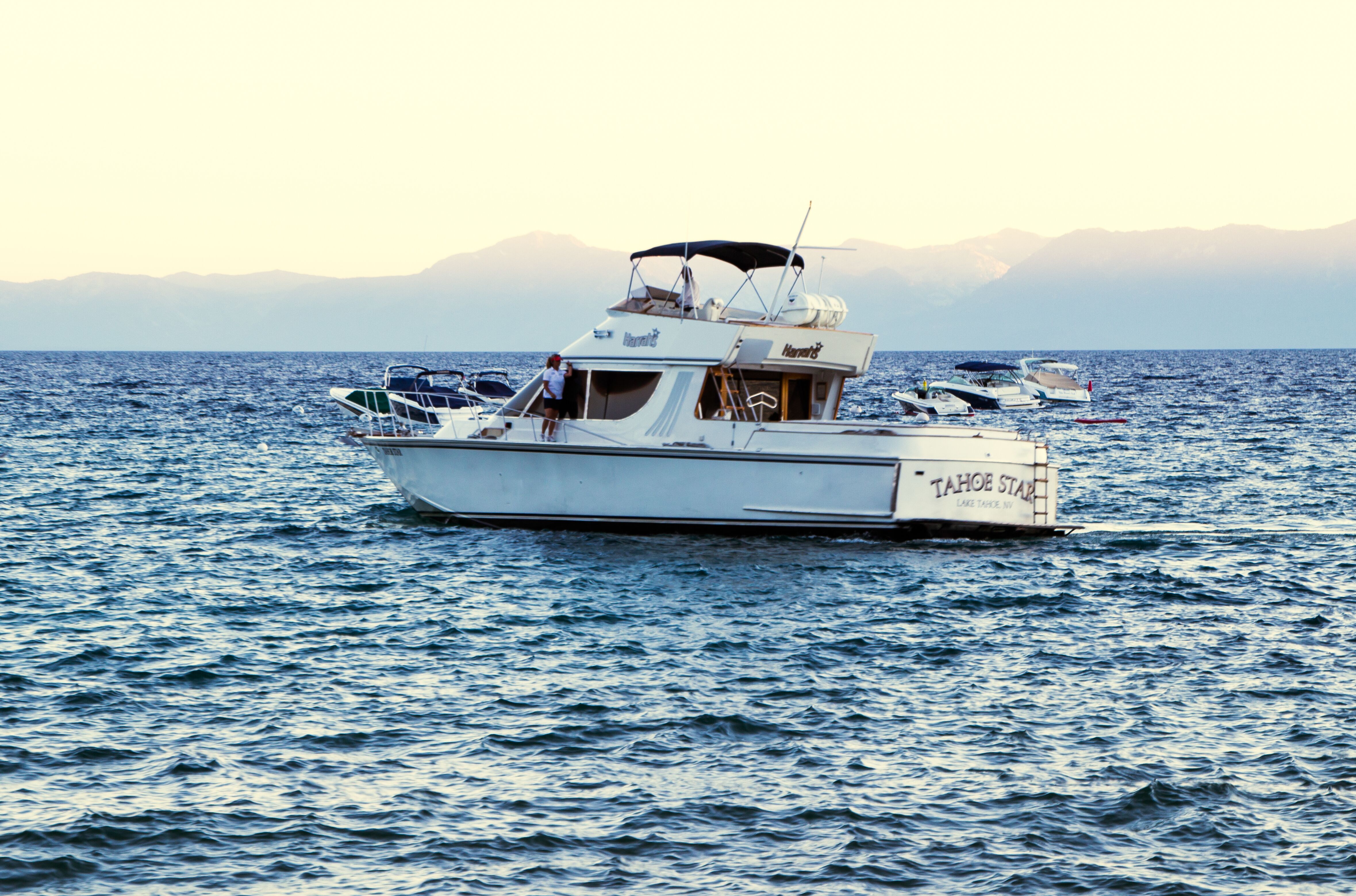 yacht rental lake tahoe