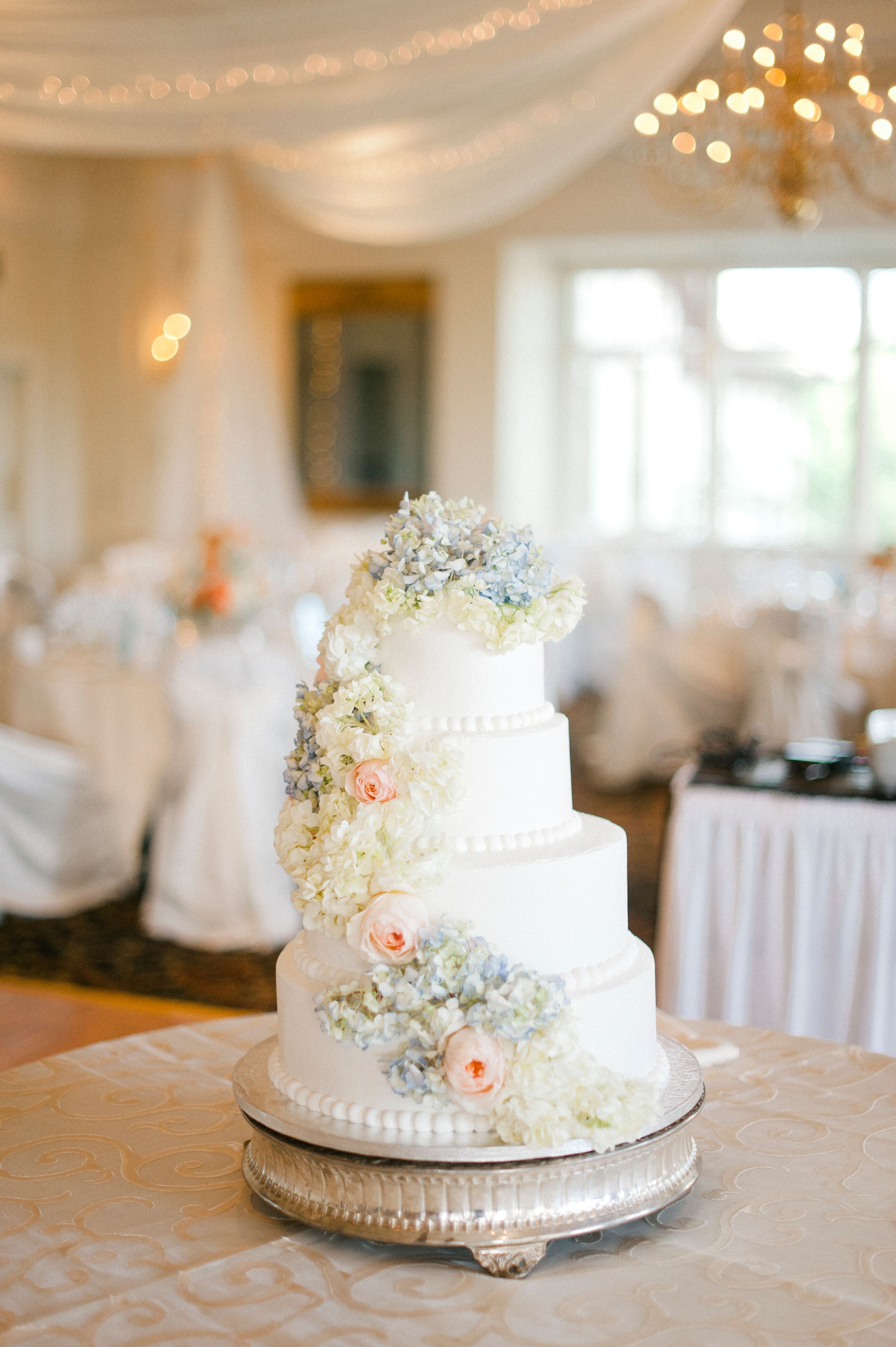 Spring Hydrangea Wedding Cake