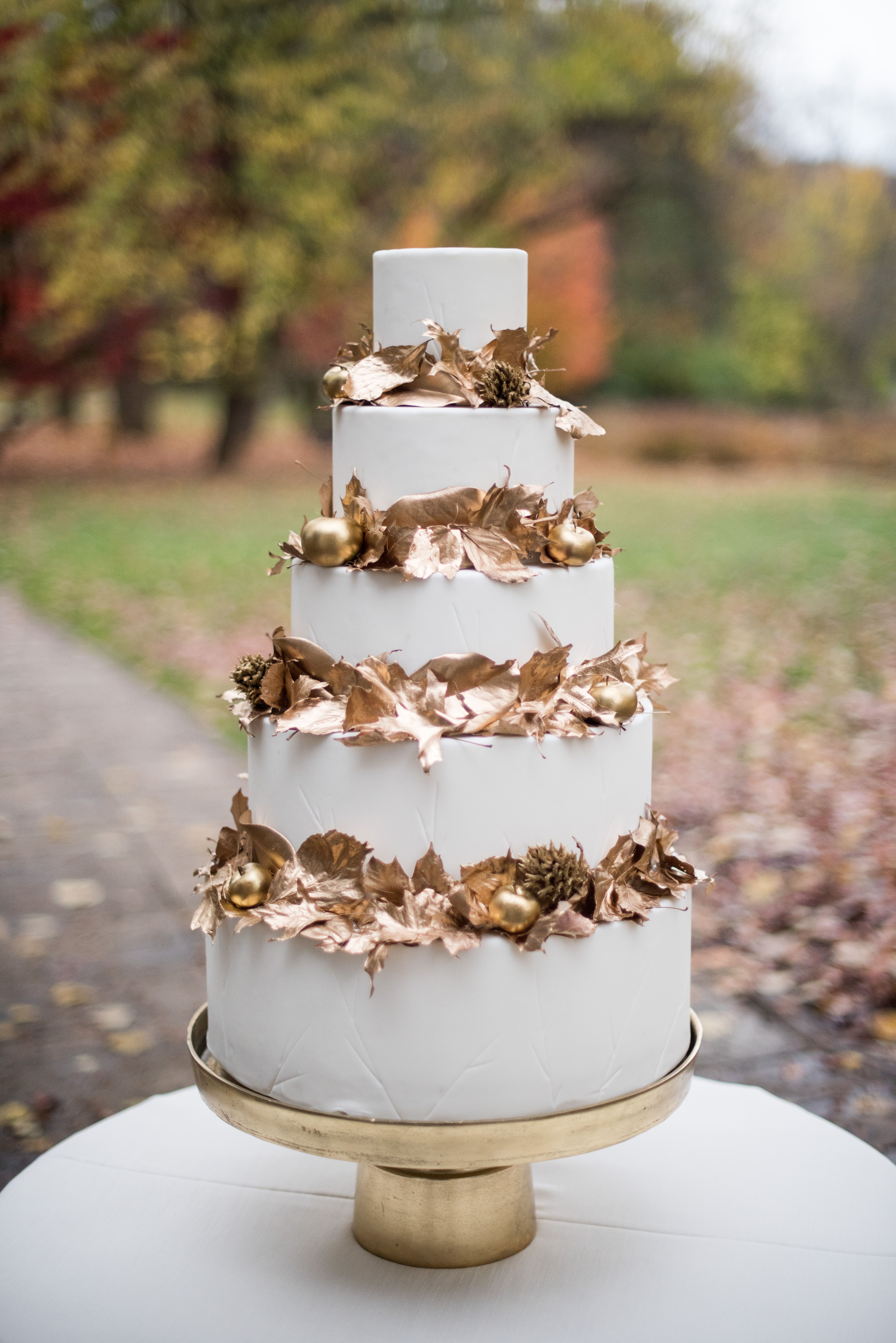 Gold Leaf Wedding Cake 