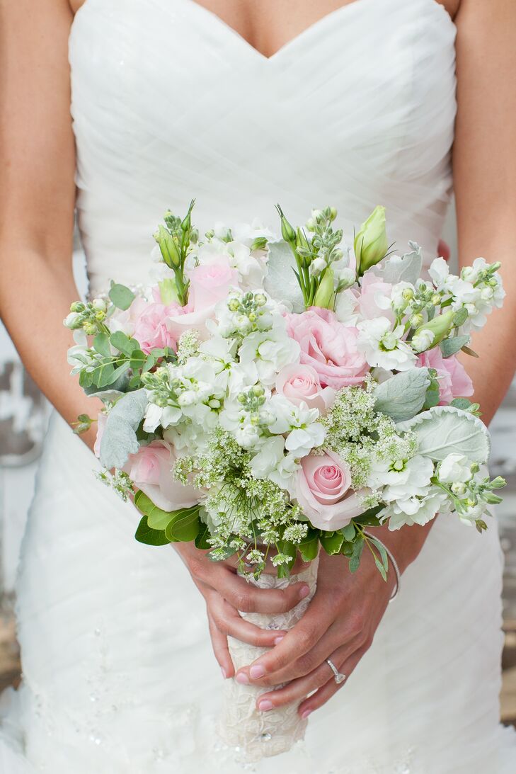 Pink Sweet Akito Rose Bouquet