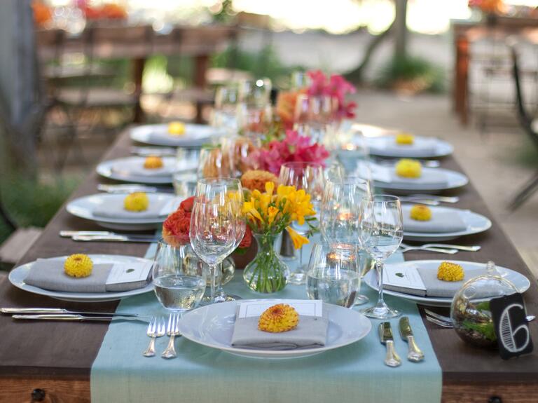 Flower place setting
