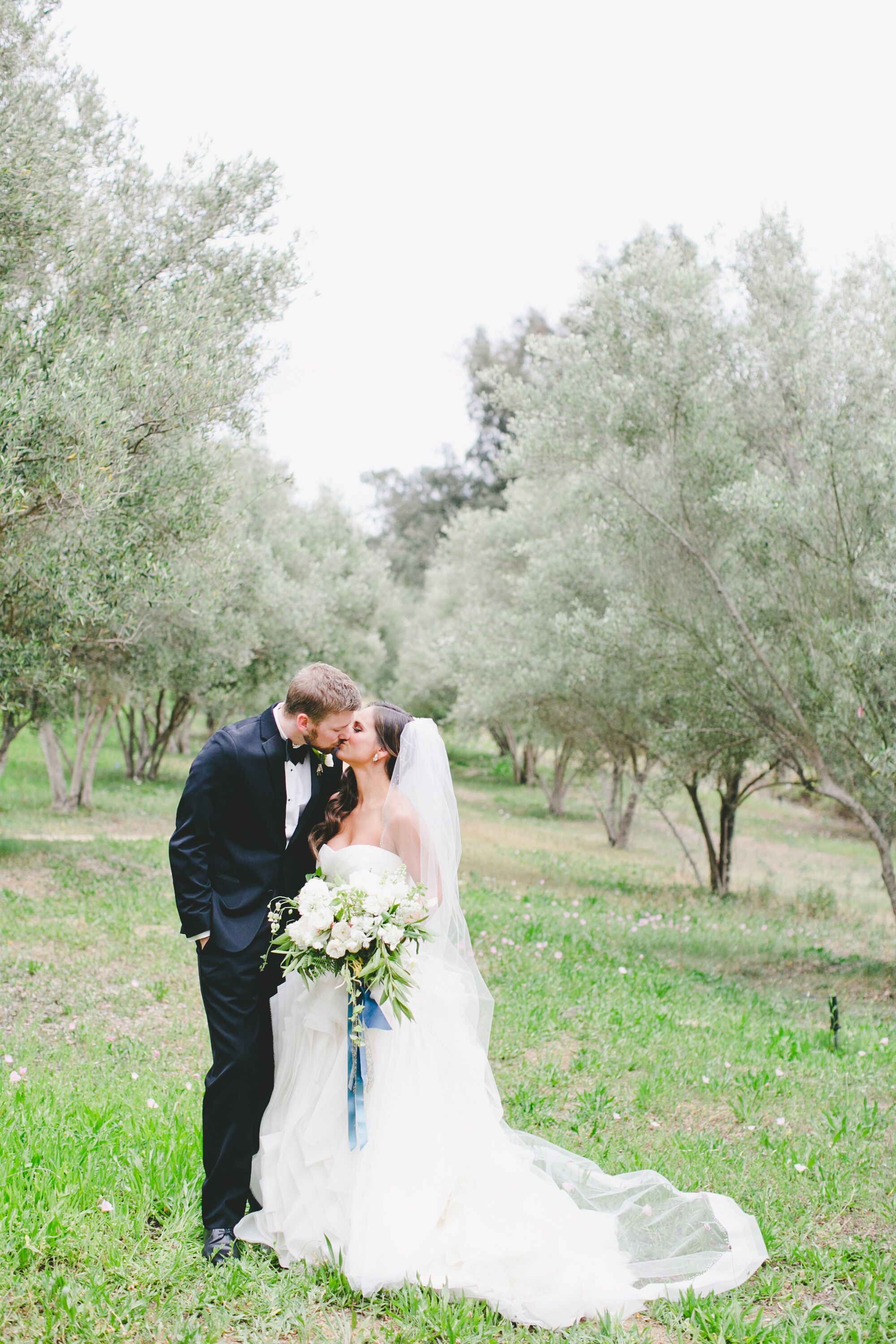 A Rustic, Citrus-Inspired Garden Wedding at Rancho Valencia in Rancho ...