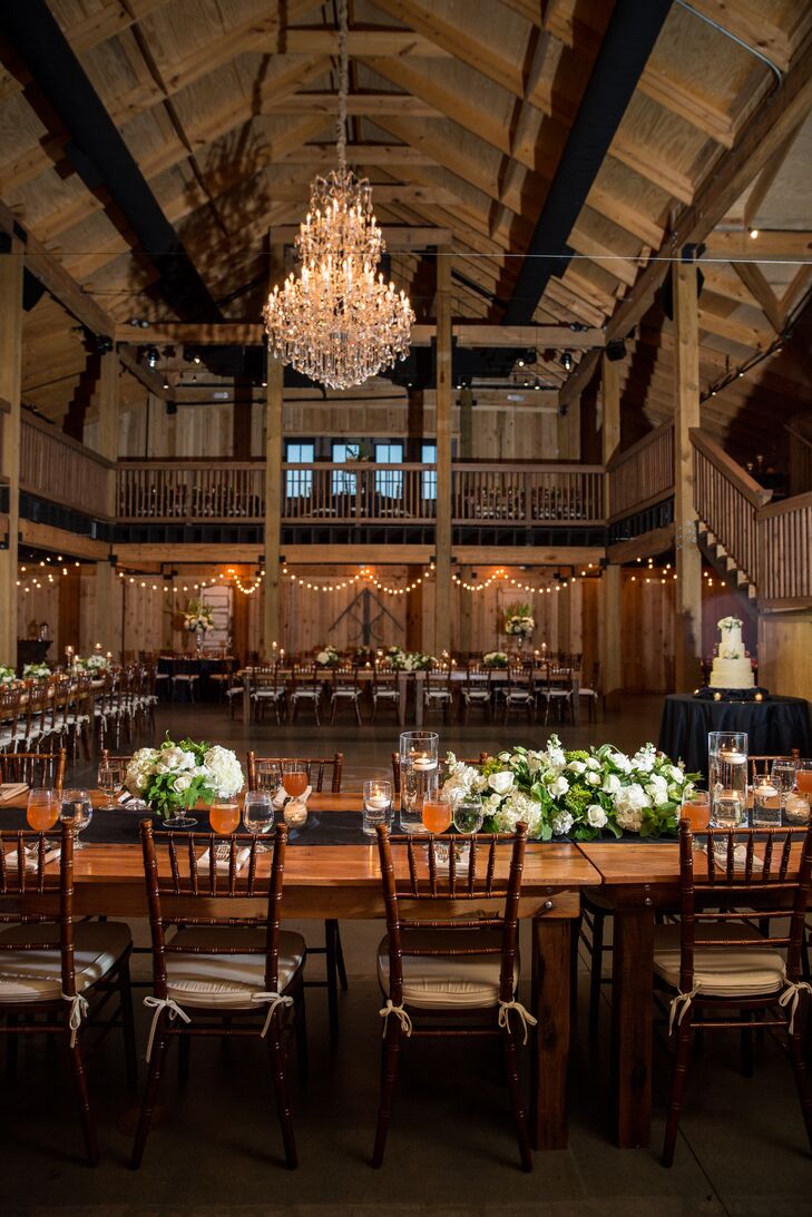 A Rustic-Meets-Elegant Affair at Mint Springs Farm in Nolensville ...