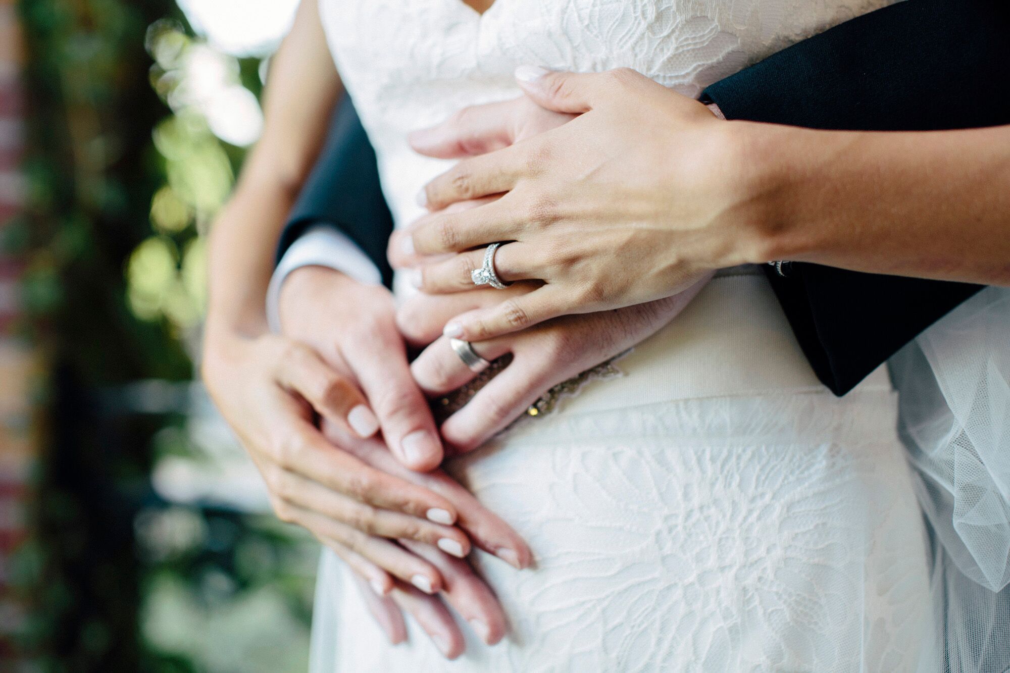 Classic Oval Cut Engagement Ring