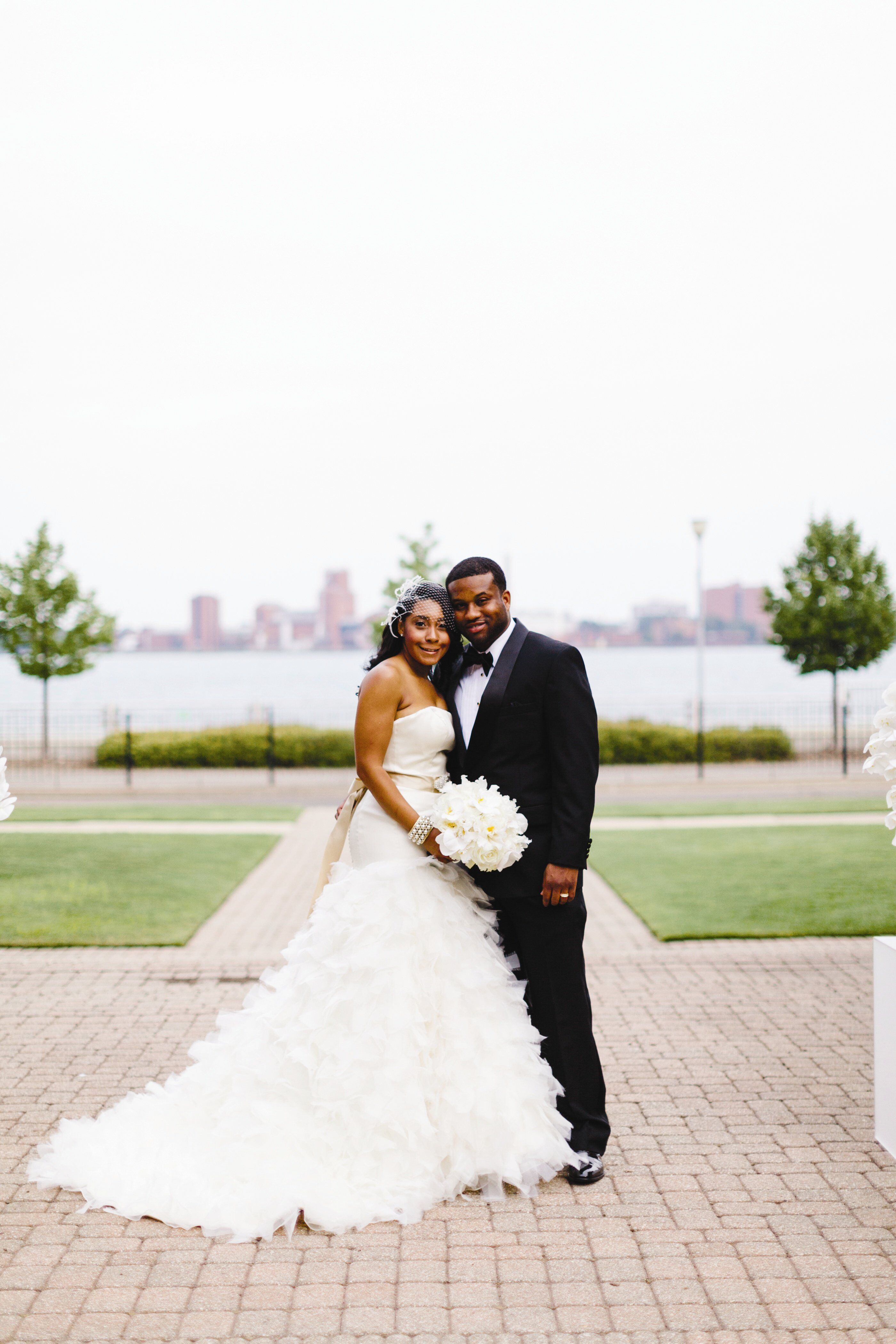 A Romantic Outdoor Wedding  in Detroit MI