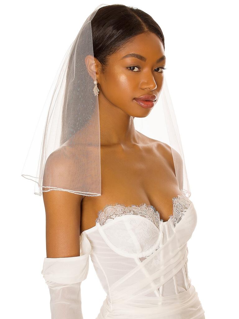 veils for short dresses The Mini Veil