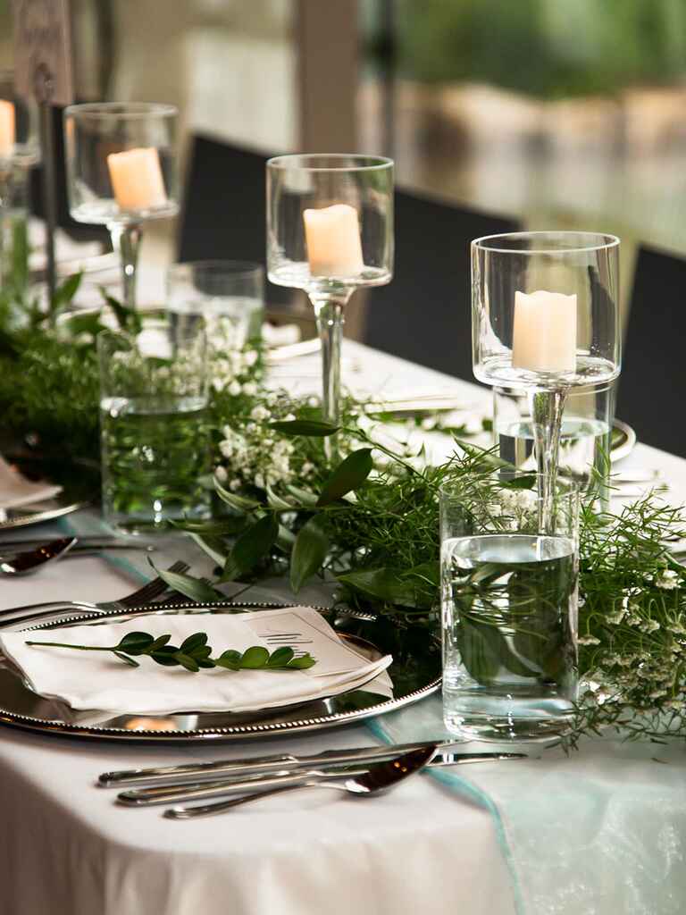  Romantic  Wedding  Centerpieces With Candles