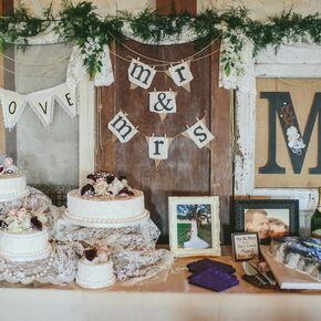 Rustic wedding cakes pictures