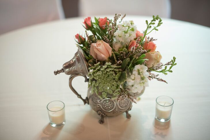 Vintage Teapot Centerpieces 3