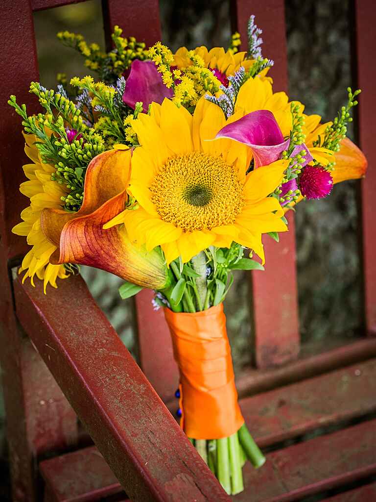 Charming Sunflower Wedding Bouquets