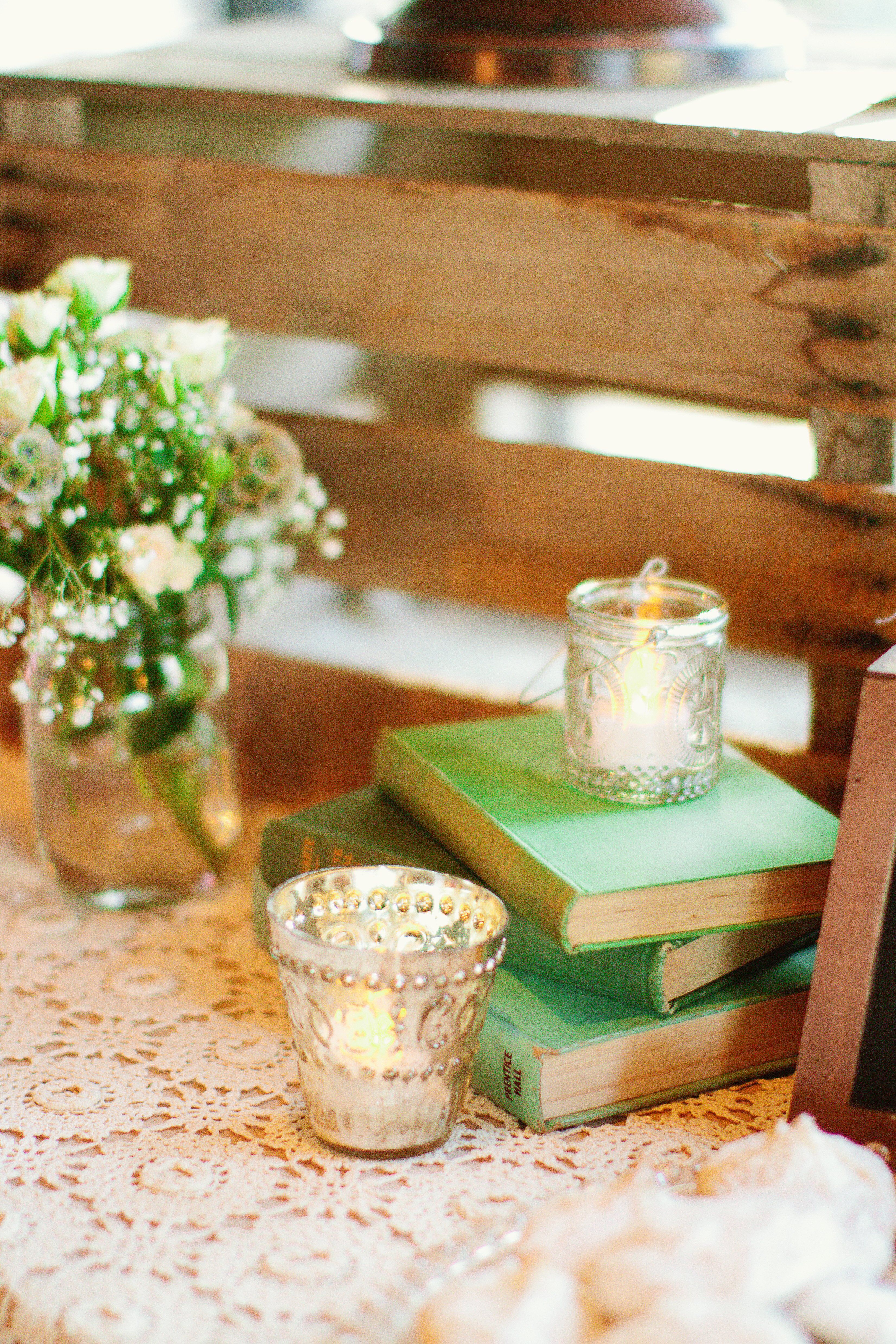 Simple Country Reception Decor