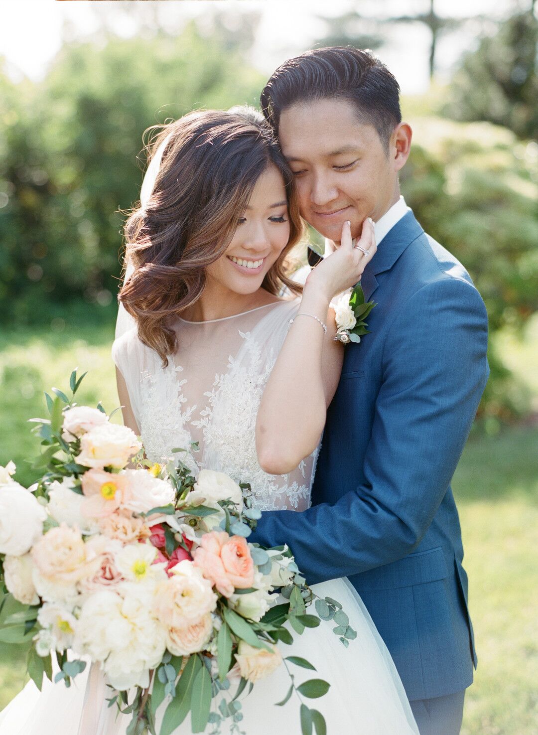 Classic, Romantic Bride with Down Hairstyle and Elegant Bouquet