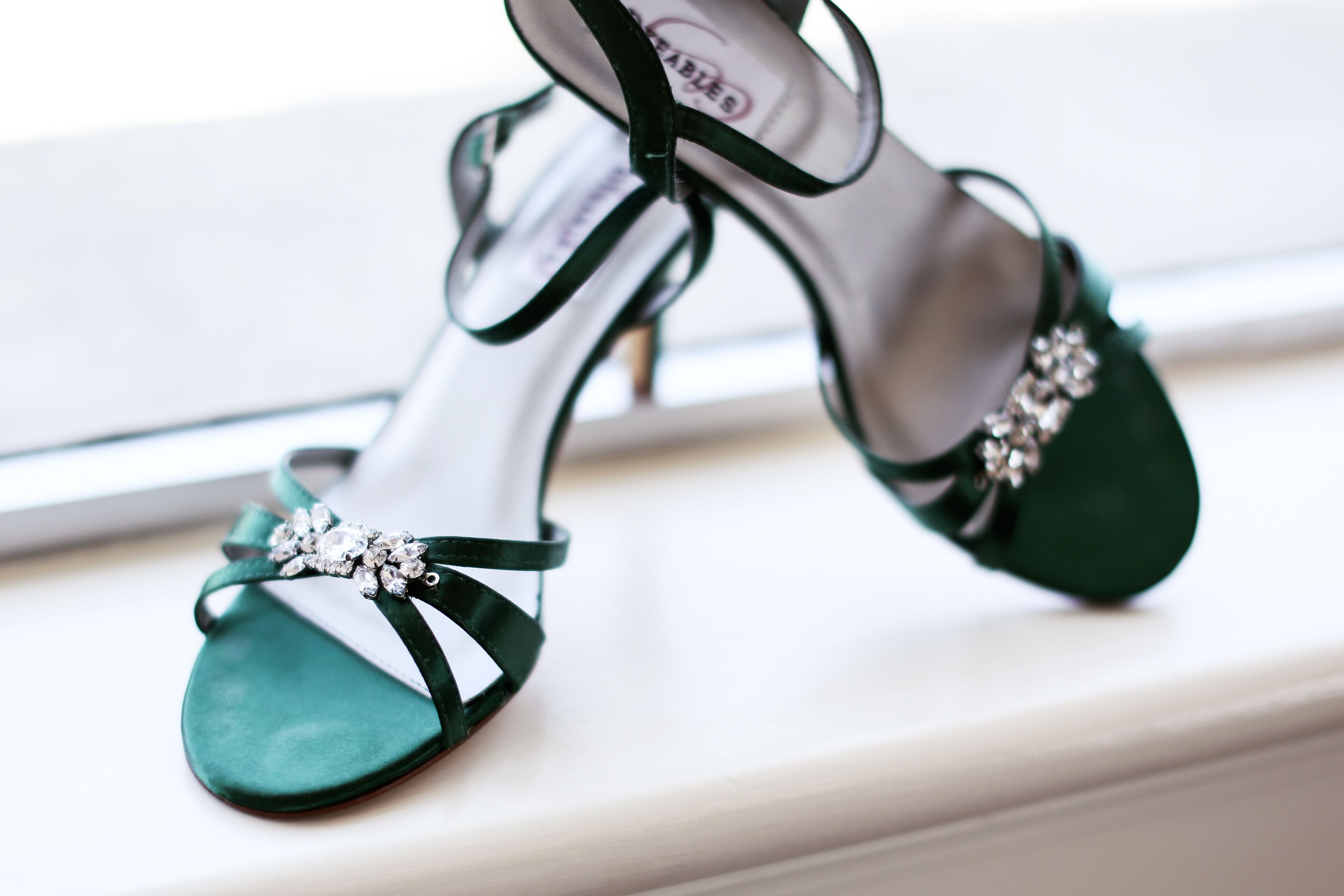 Emerald bridal sale shoes