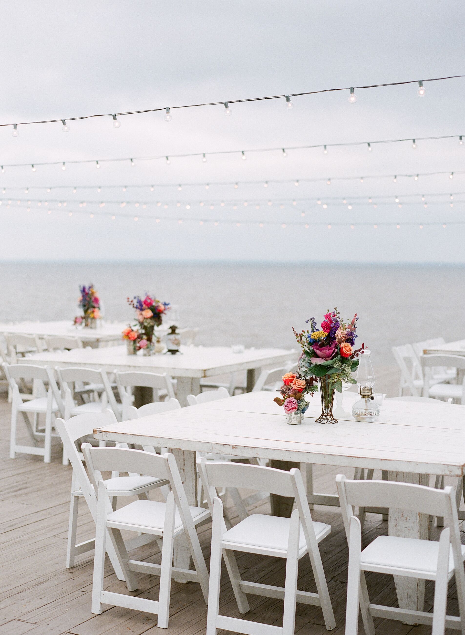 Simple 331 South Reception Decor
