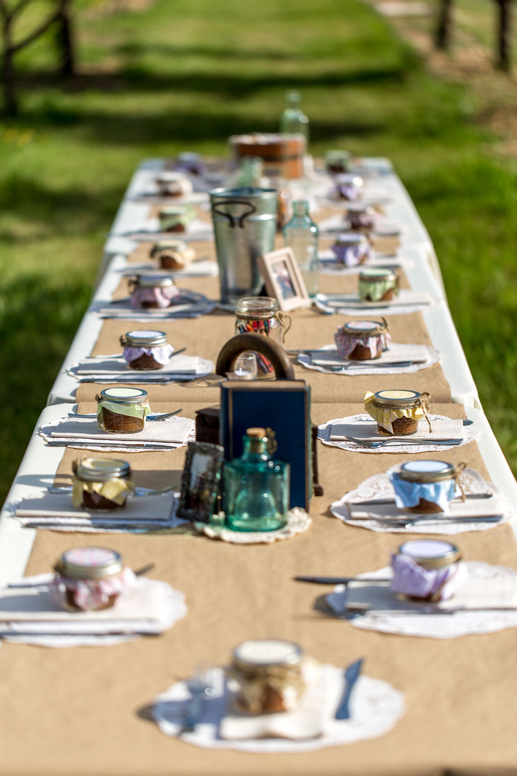 brown kraft paper table runner