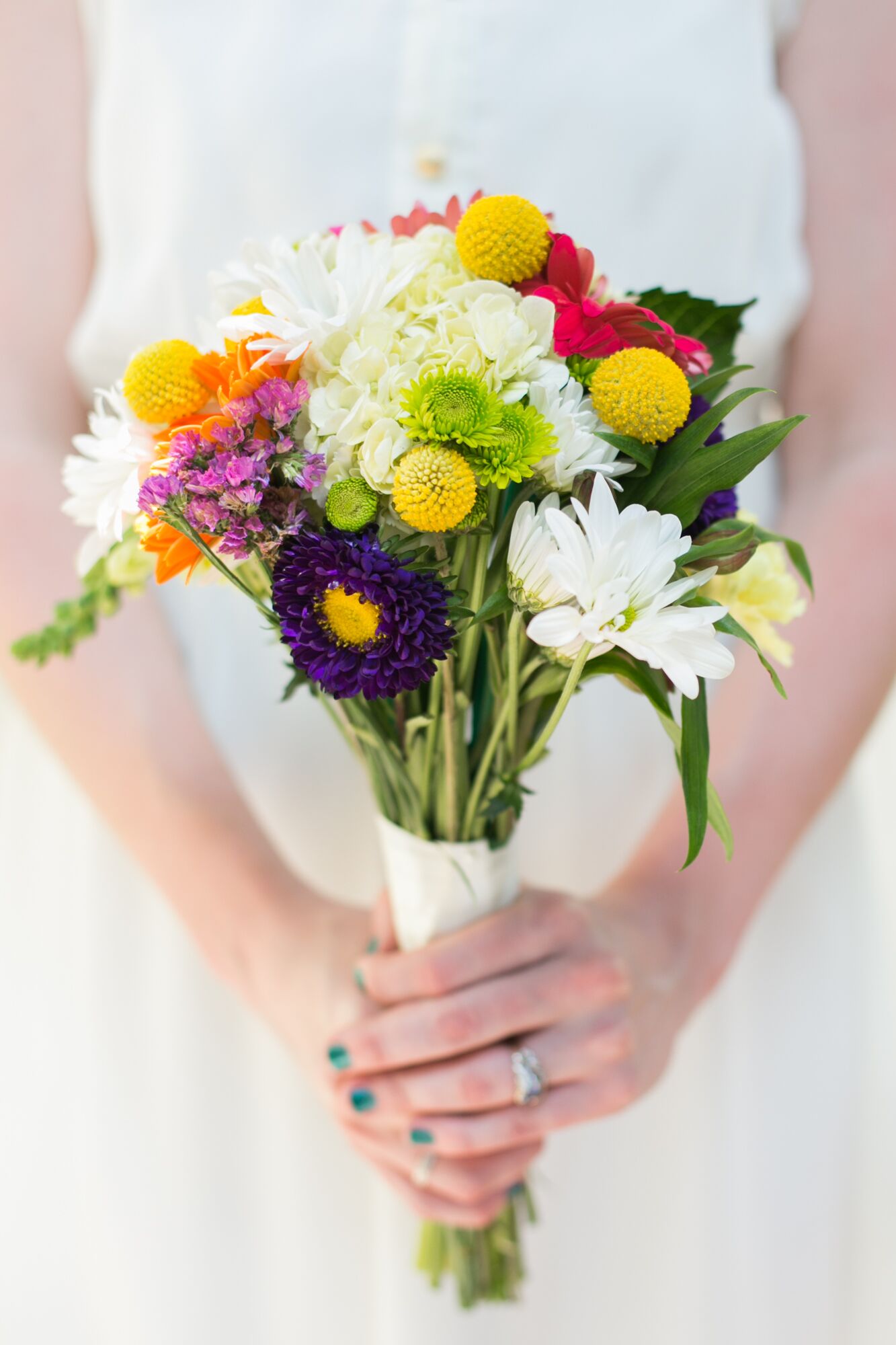 Colorful Mum, Billy Ball, Daisy Bouquet