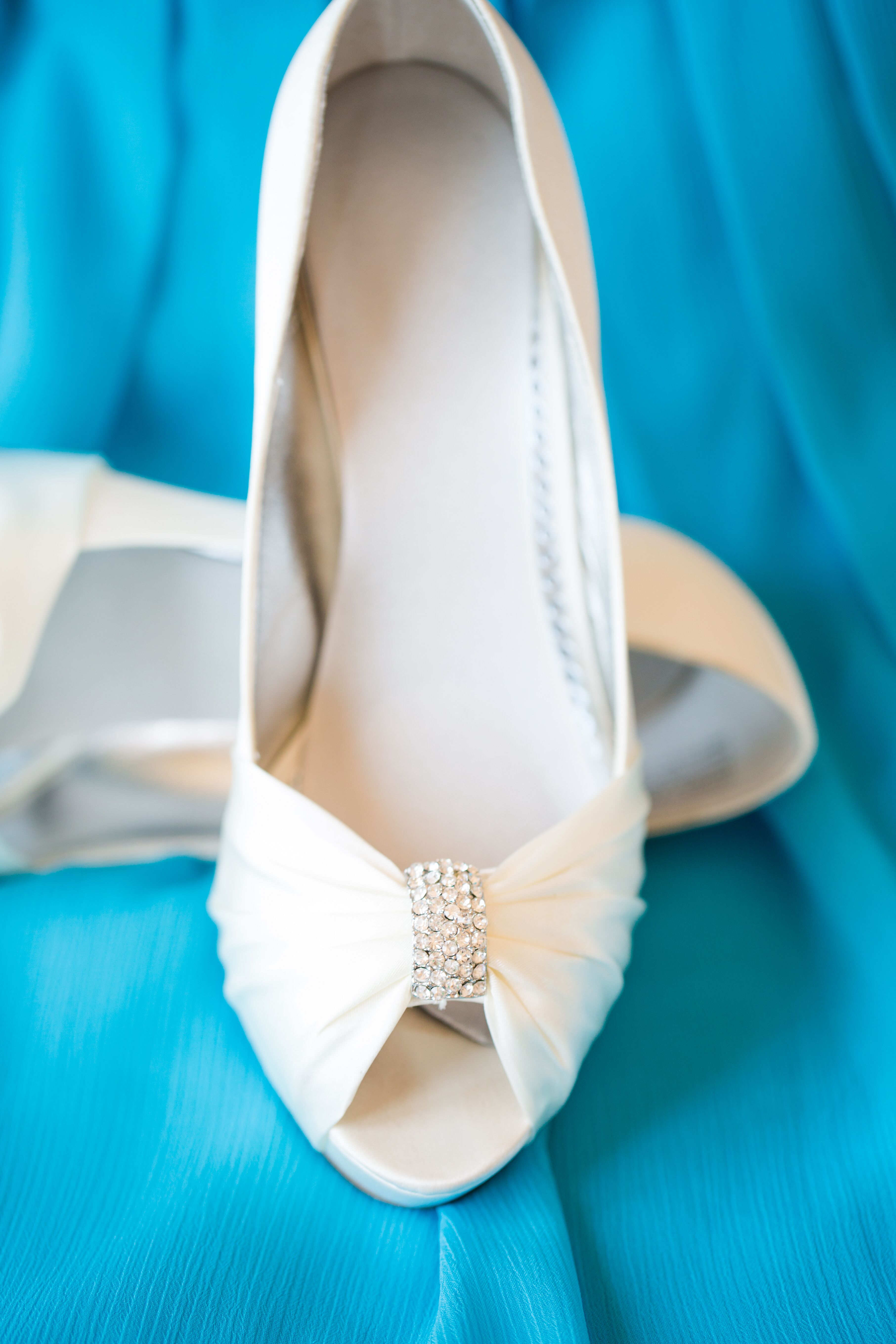 White Satin Heels with Brooch