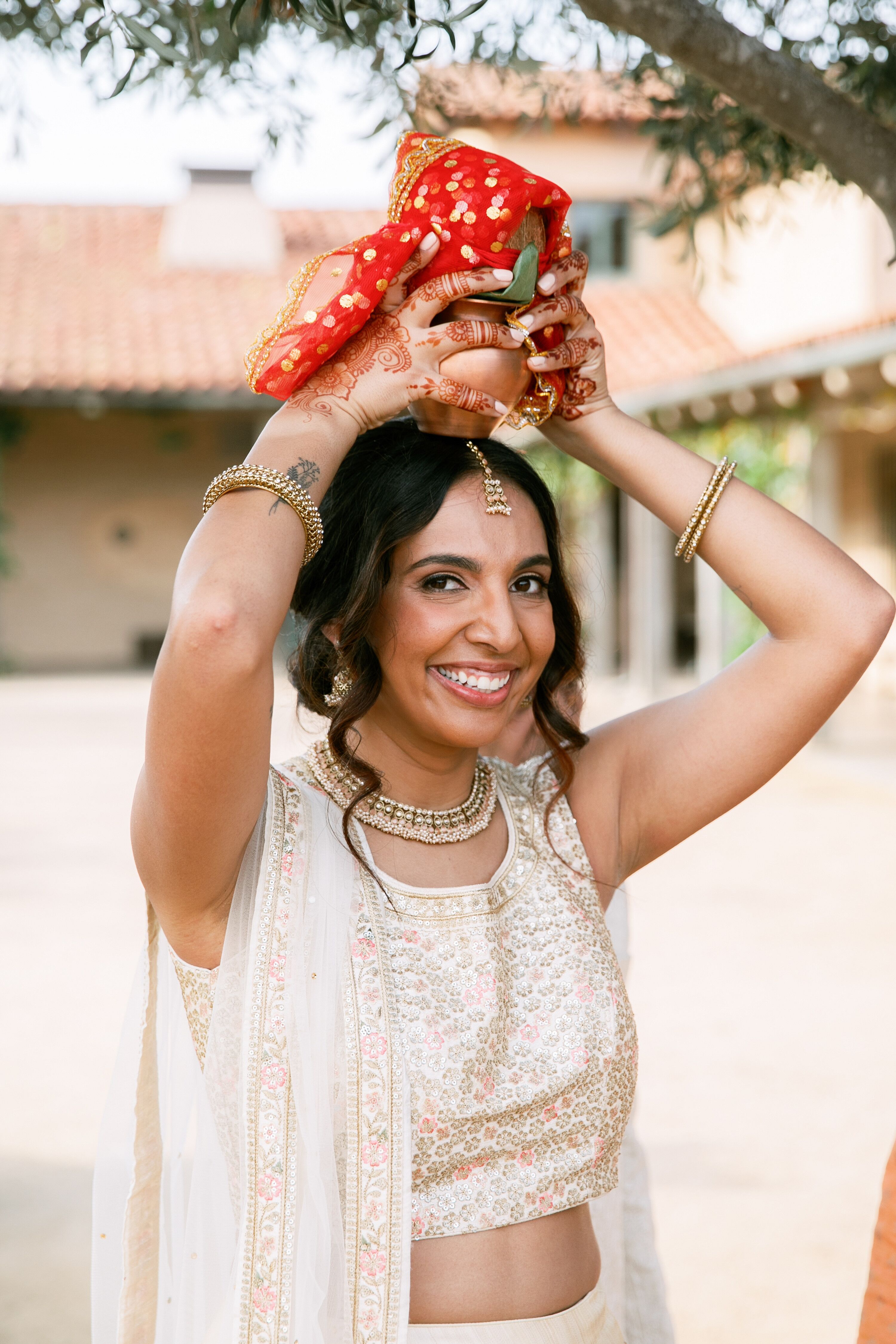 Bridesmaid for Hindu Wedding Ceremony