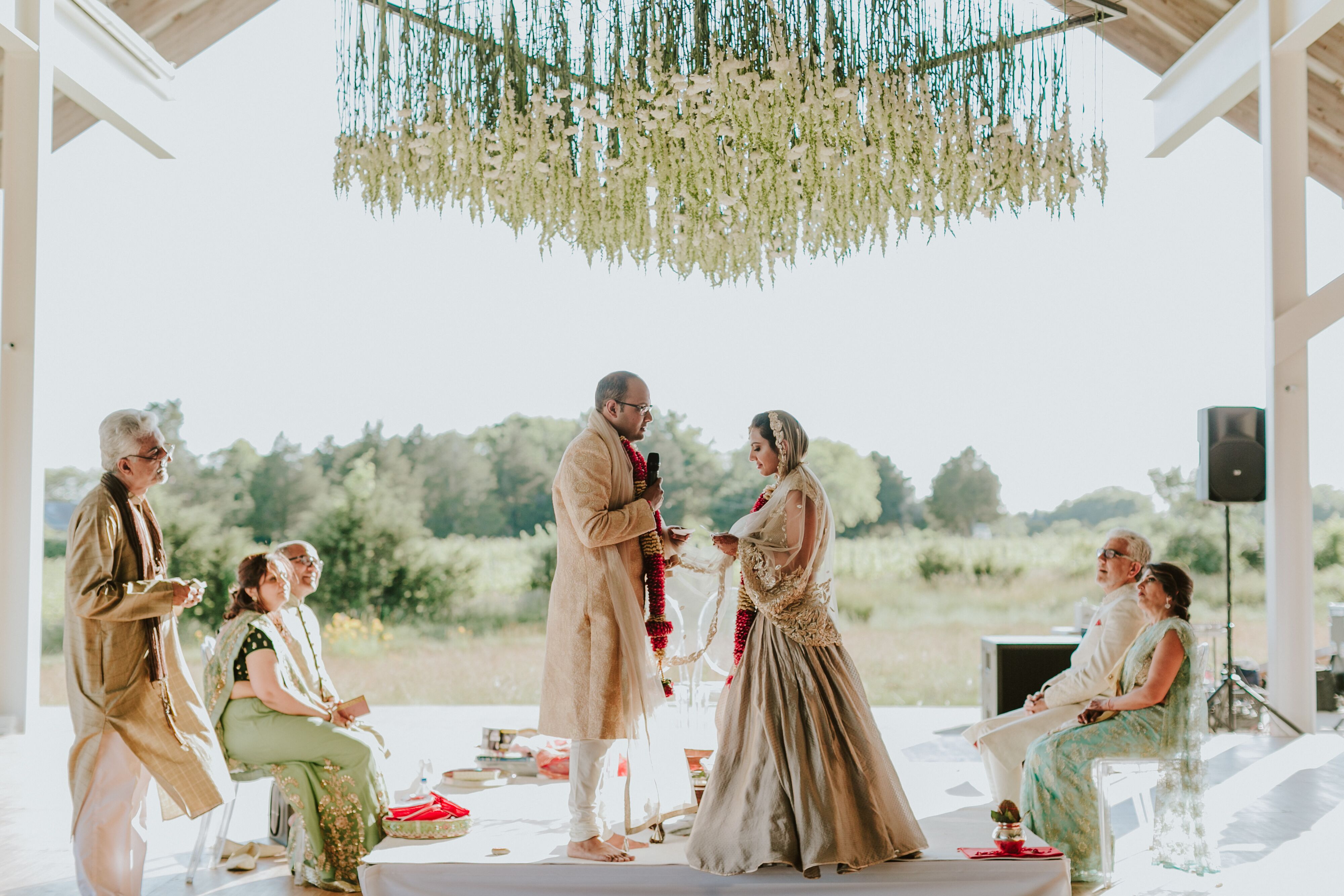 WeddingWednesday: Manzanita and Driftwood and Grapevine, oh my! — CC Design