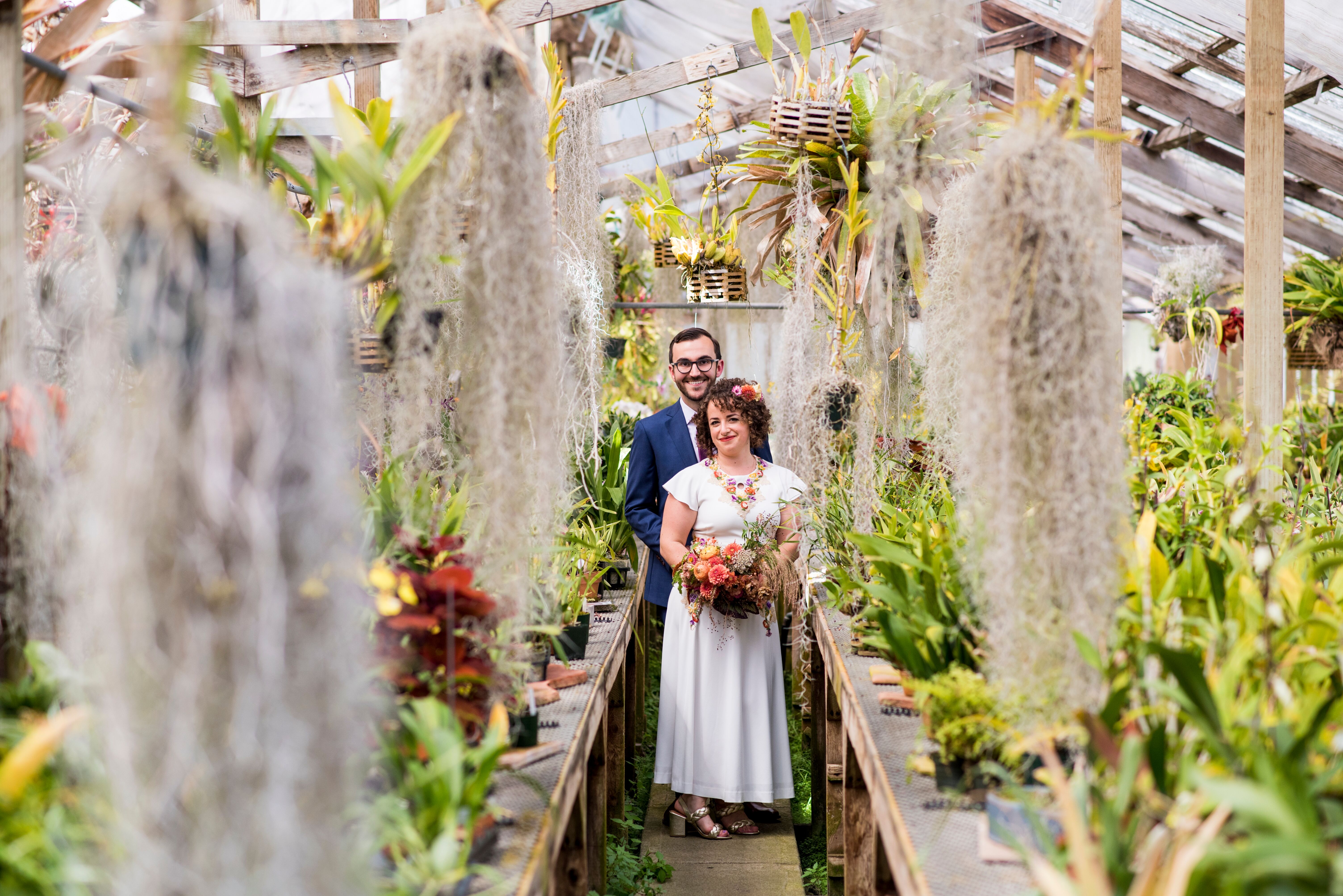 A Modern Colorful Wedding Shelldance Orchid Gardens In Pacifica California