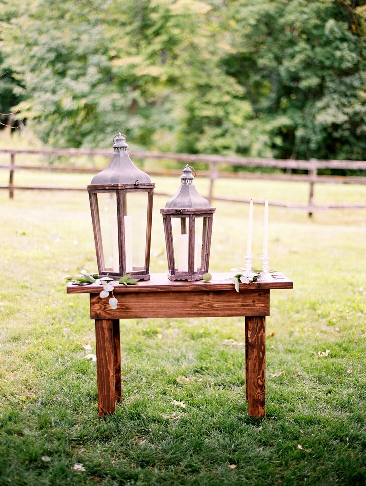 Rustic Lantern Ceremony Decor