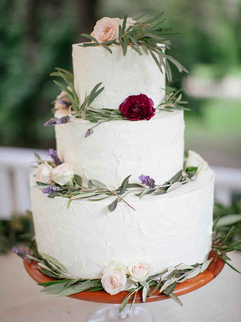 Rustic Wedding Cake Photos 7